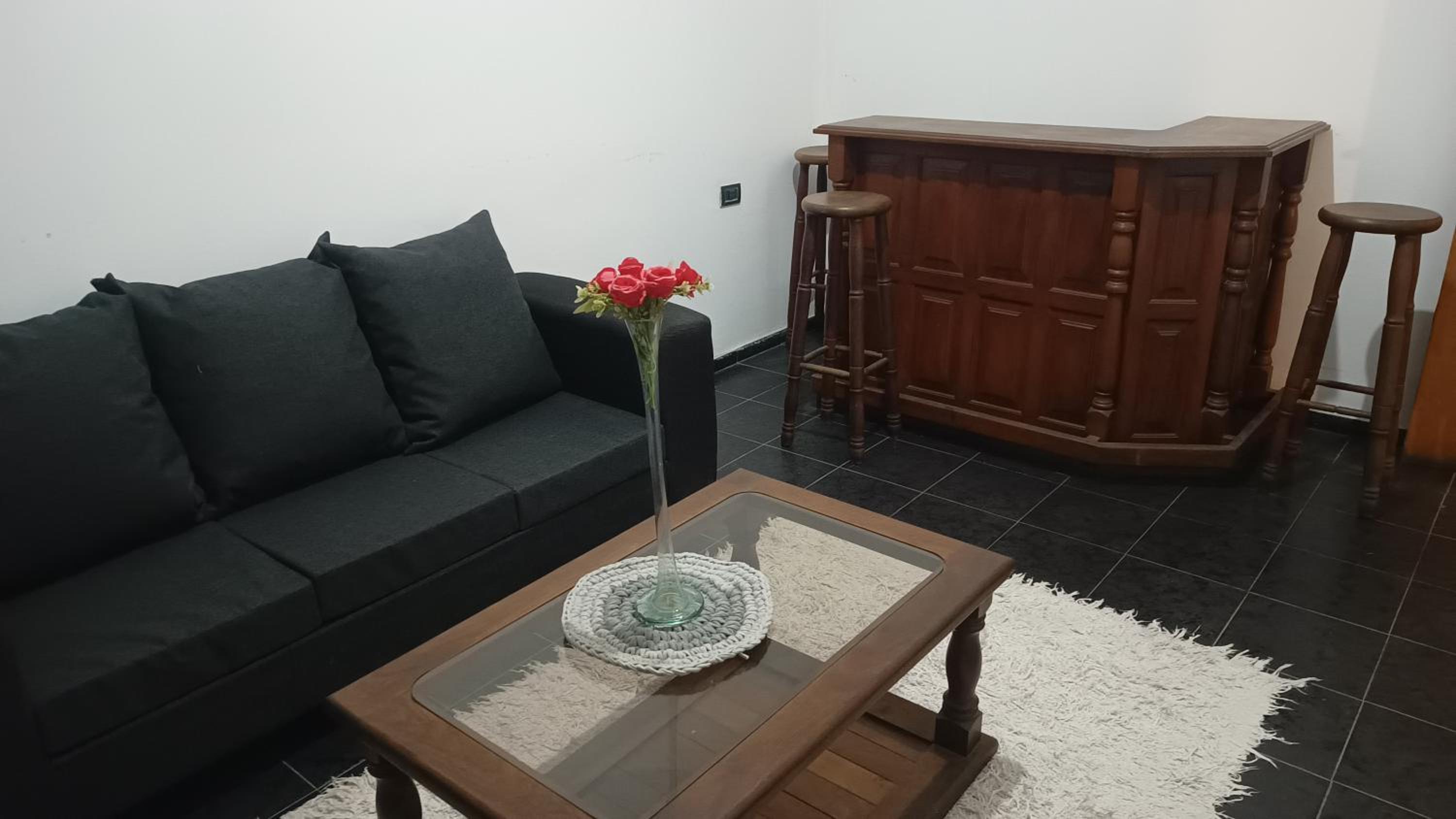 Casa con quincho y pileta