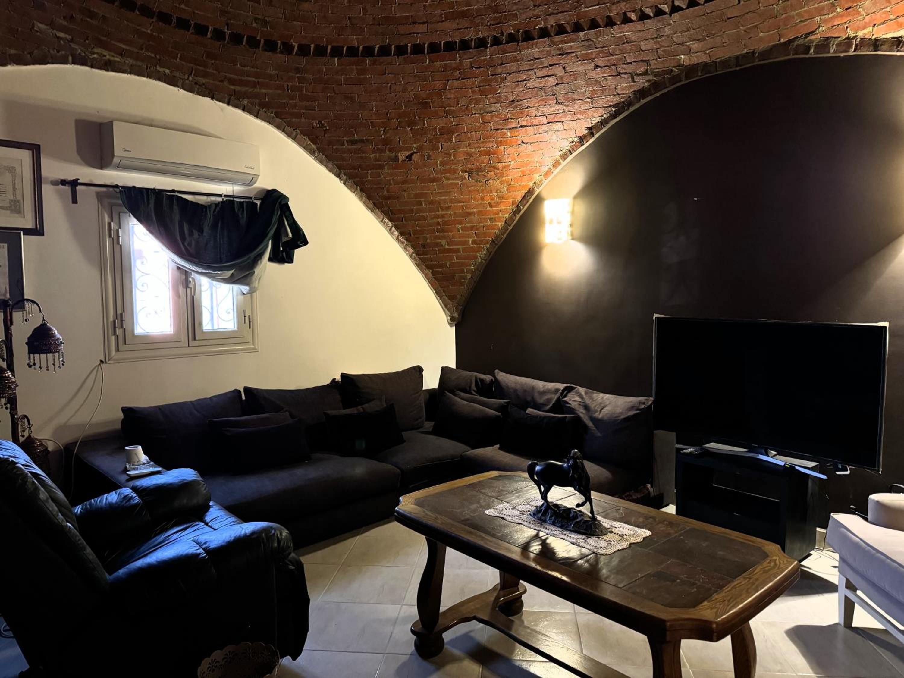 1-Bedroom Guesthouse