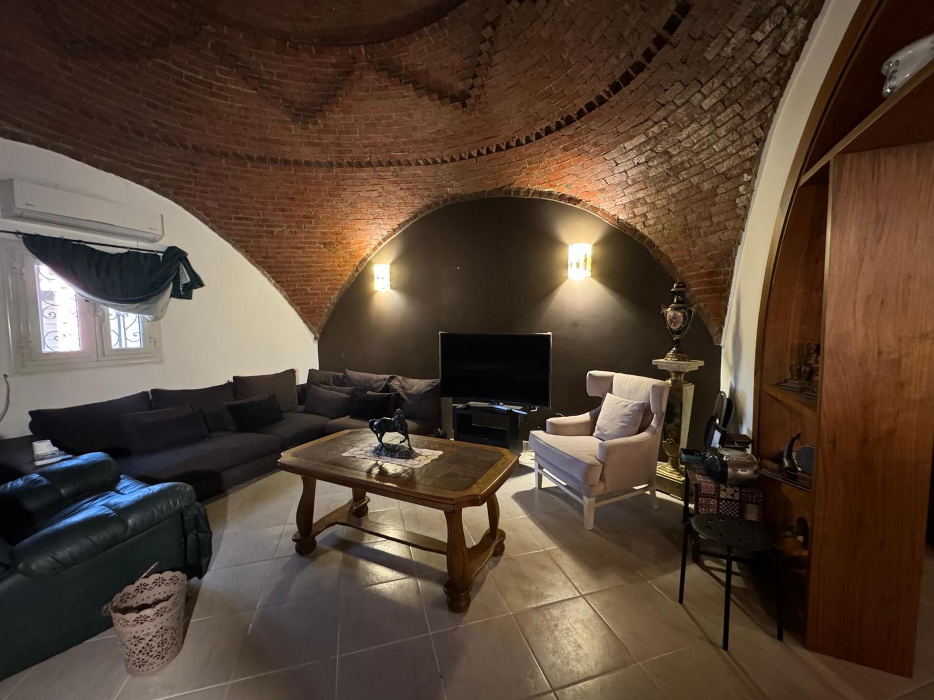 1-Bedroom Guesthouse