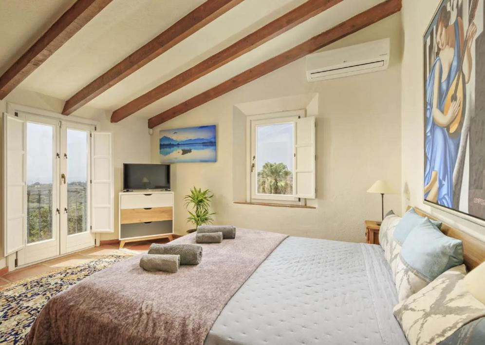 Breathtaking Villa near Estepona