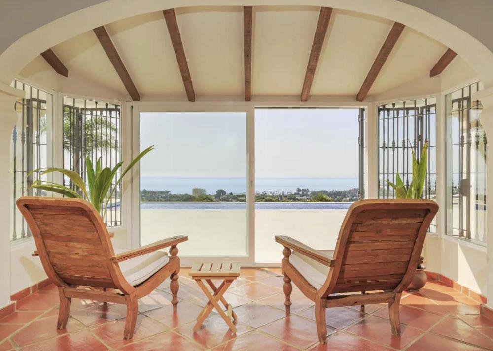 Breathtaking Villa near Estepona
