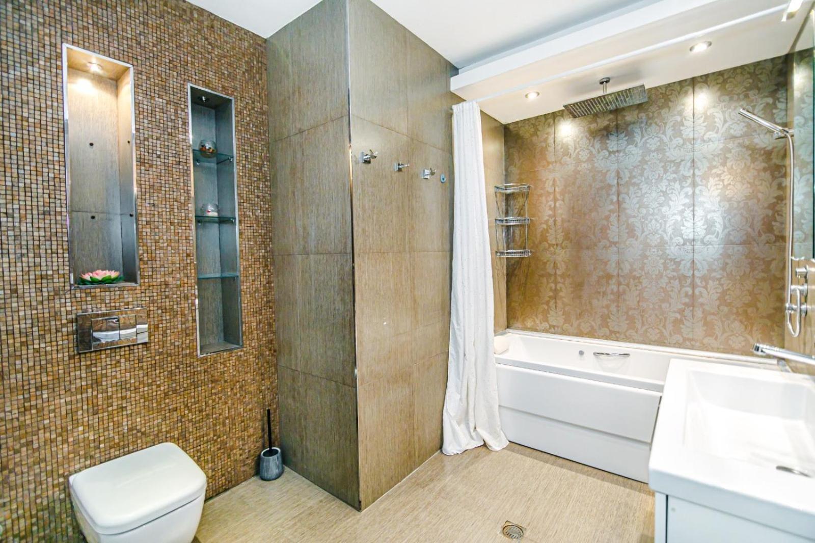 Premium Apartment Abu Park