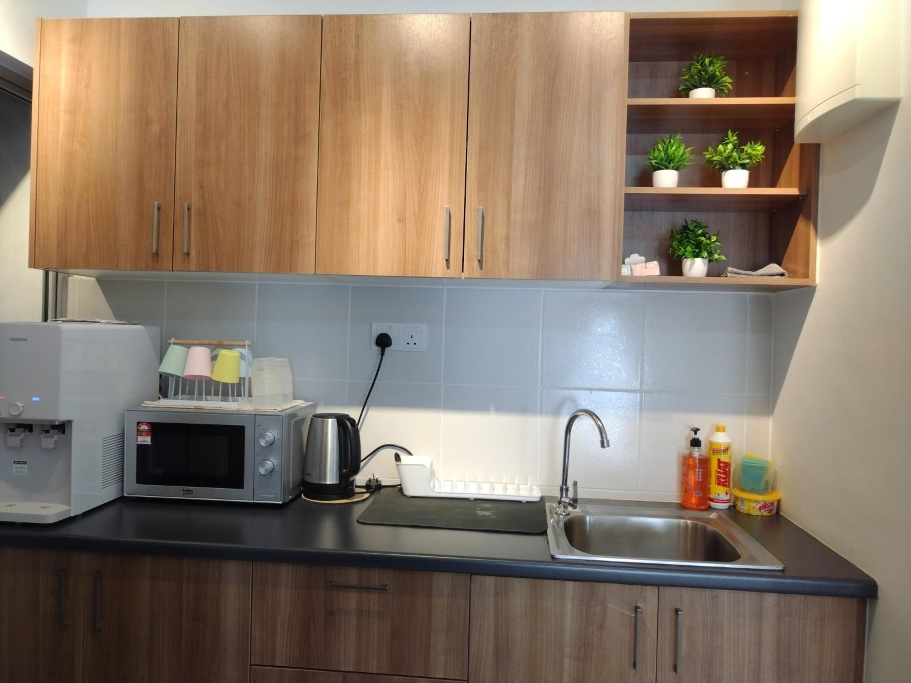 Mamaqarl Homestay near KLIA with Wi-fi and Transport