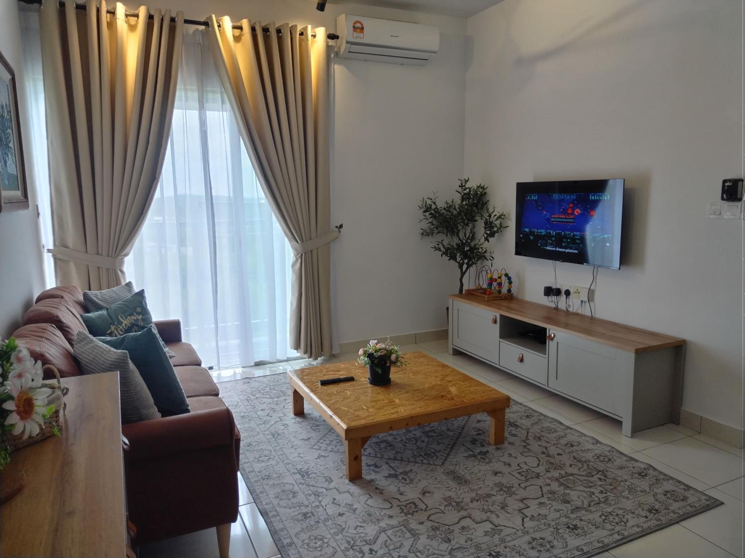 Mamaqarl Homestay near KLIA with Wi-fi and Transport photo 7