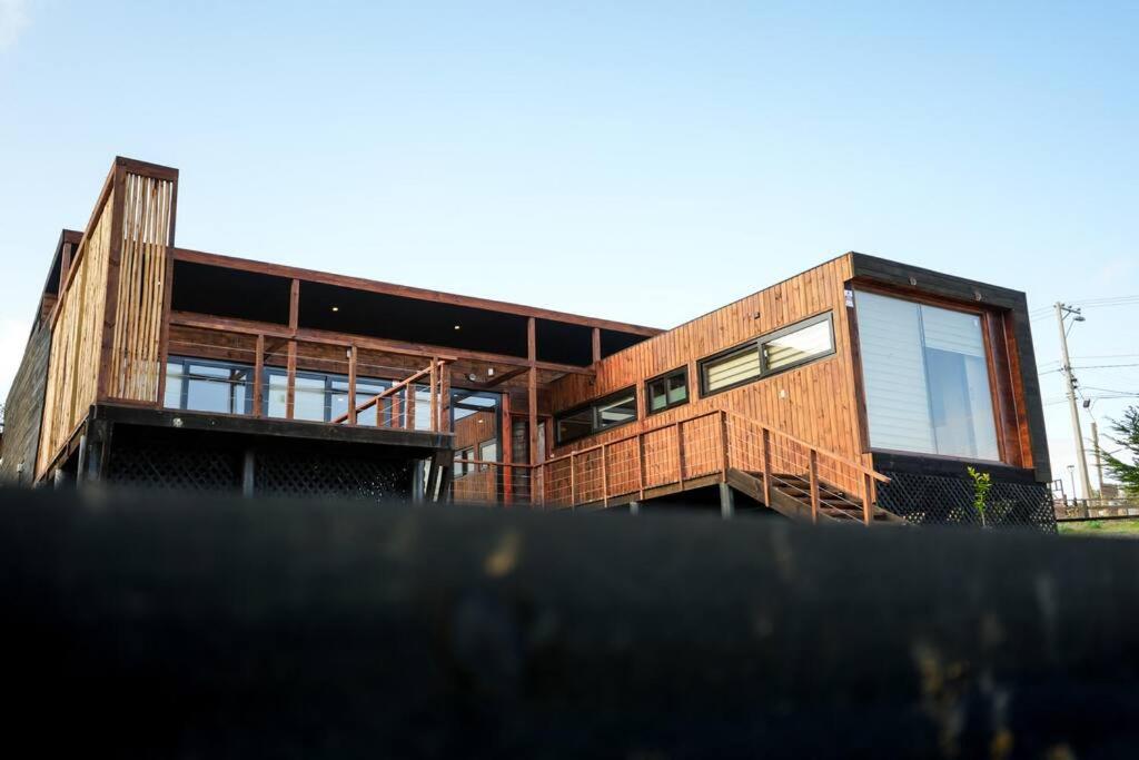 Pichilemu en familia, vista al mar y hot tub