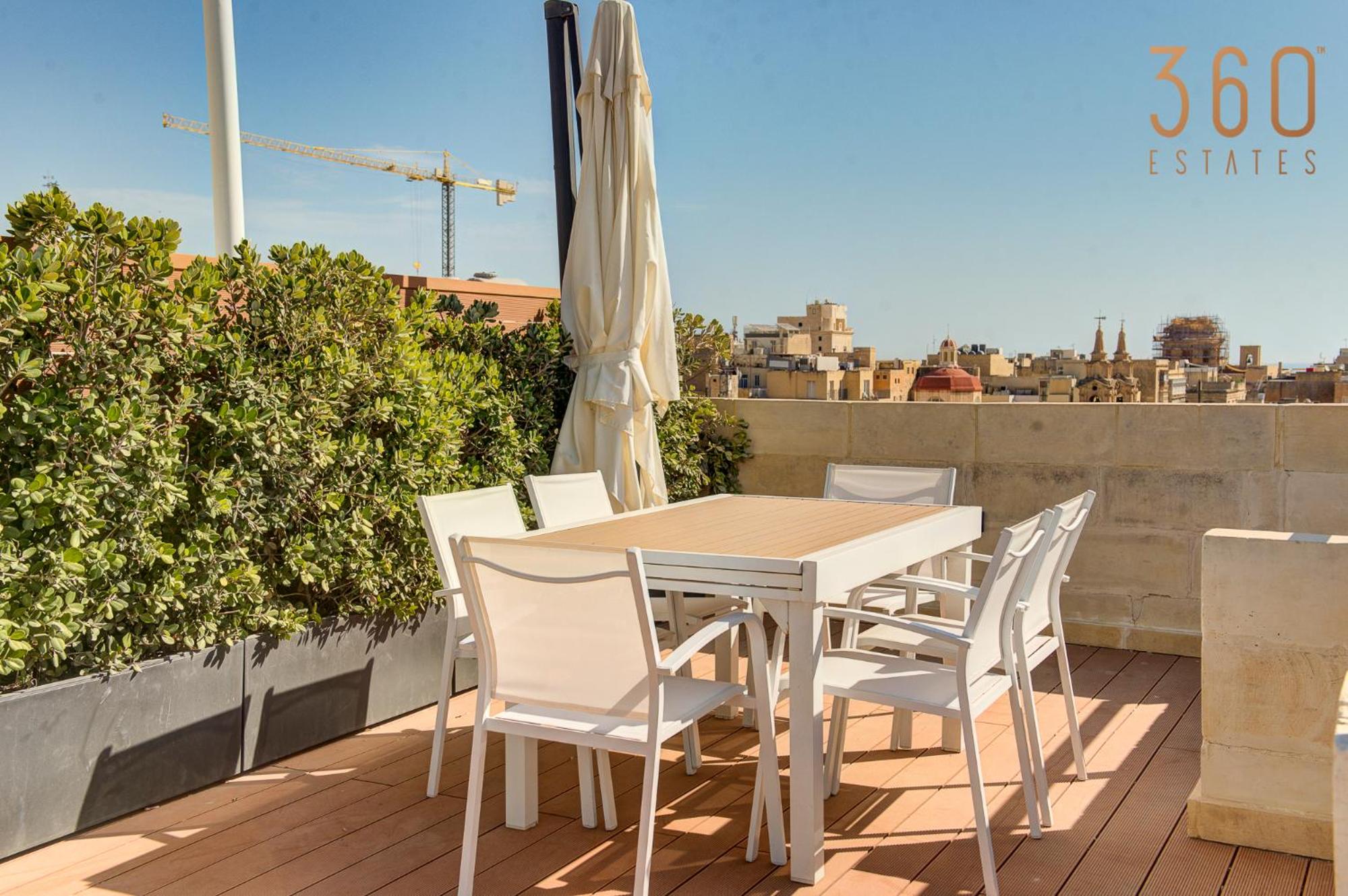 A luxurious Palazzo in Valetta with private Pool by 360 Estates view 2