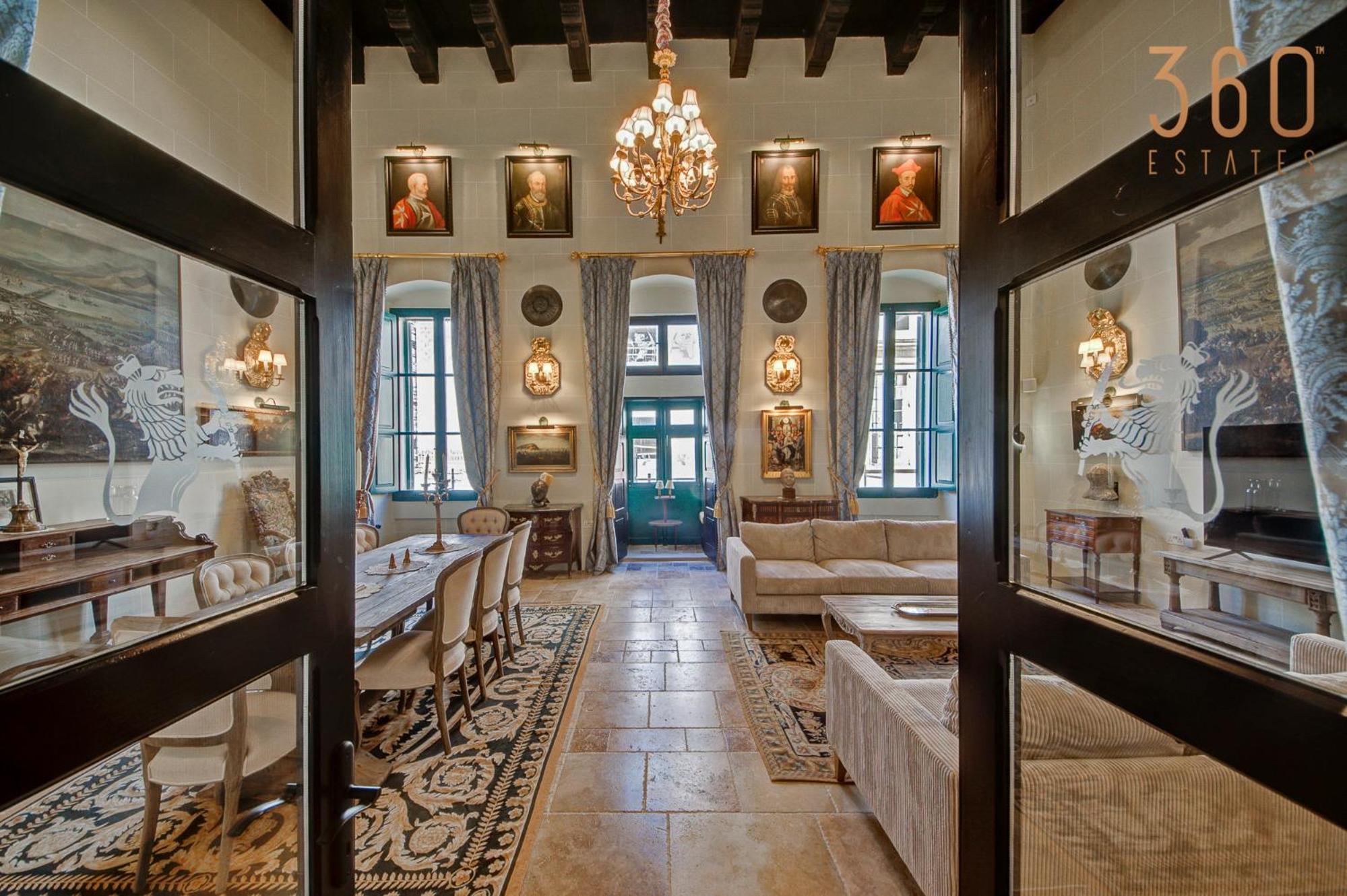 Hotel A luxurious Palazzo in Valetta with private Pool by 360 Estates - Image 1