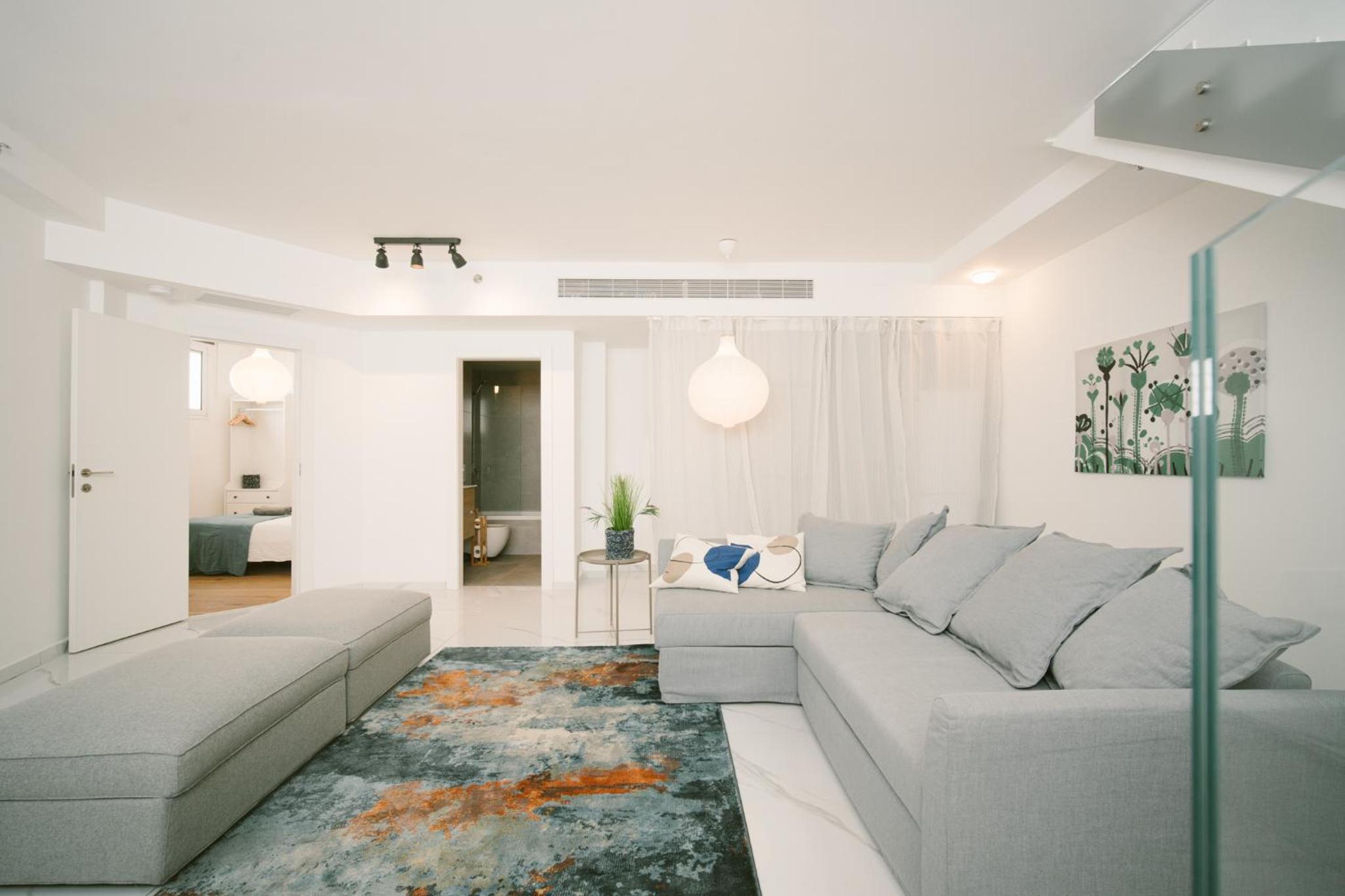 Lapin Luxury Apartment By Nimizz view 3