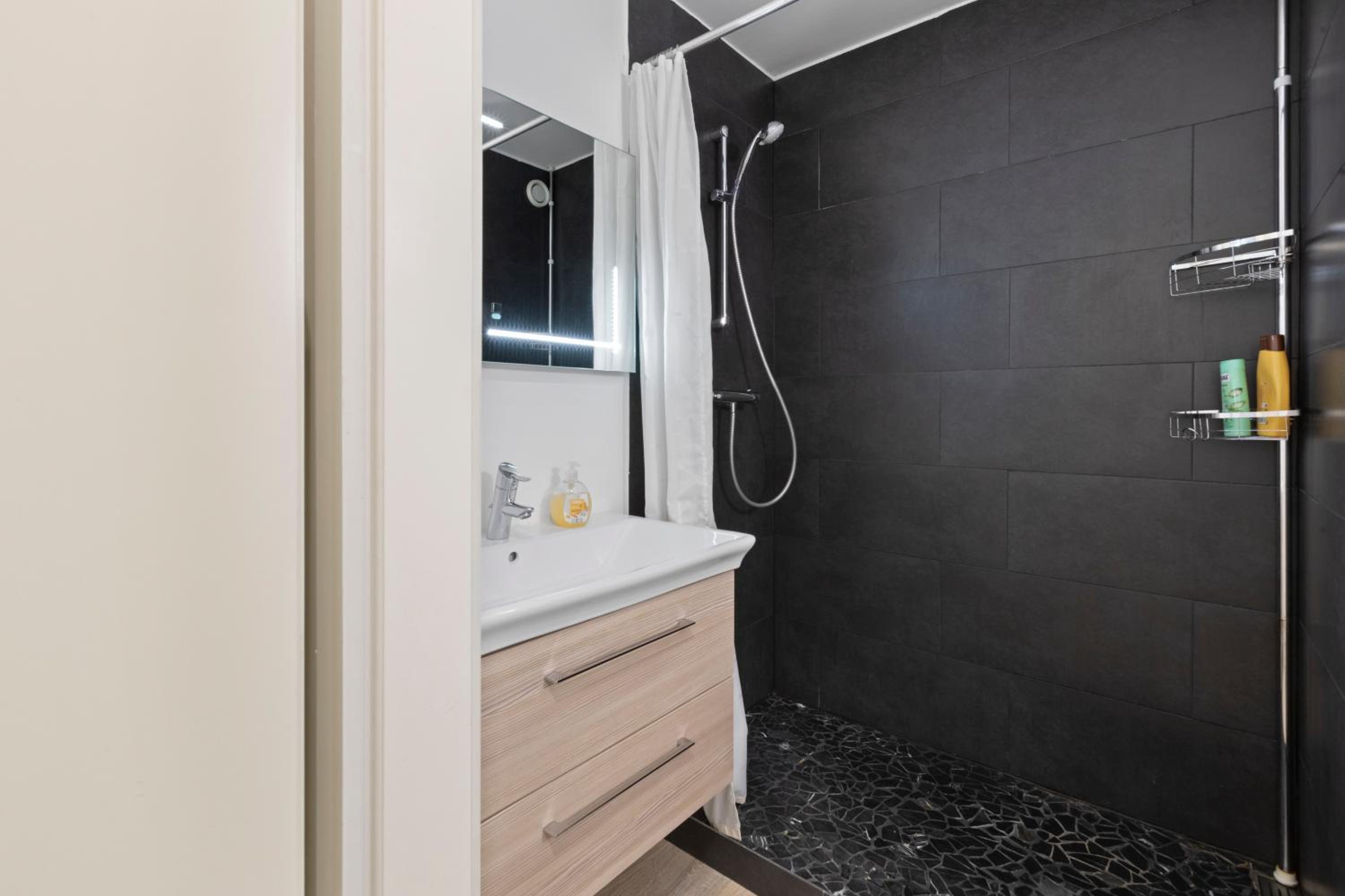 Appartement paisible au pied des pistes de ski