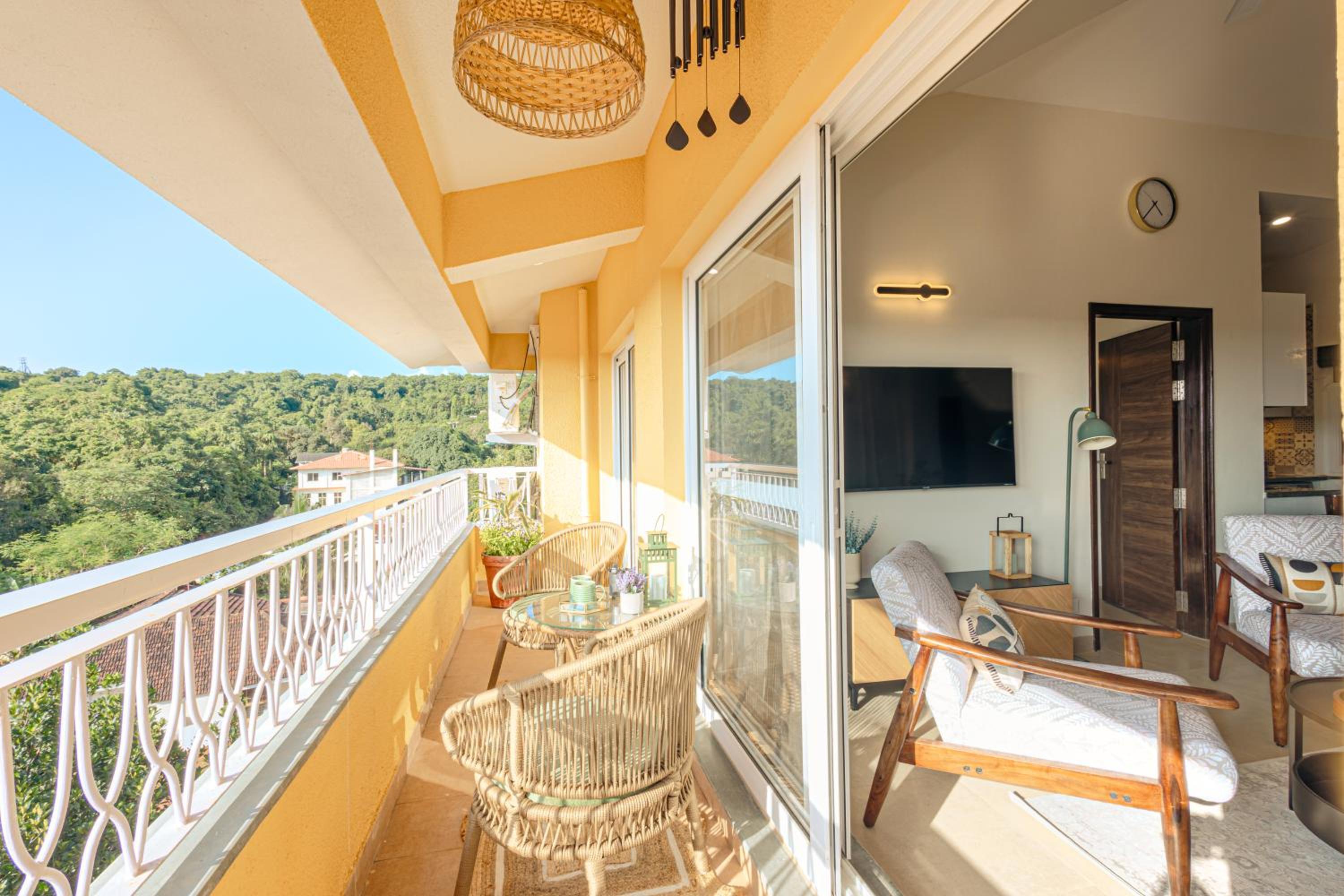 Alaya Stays 2 BHK with Balcony & Lift - Veera Marina