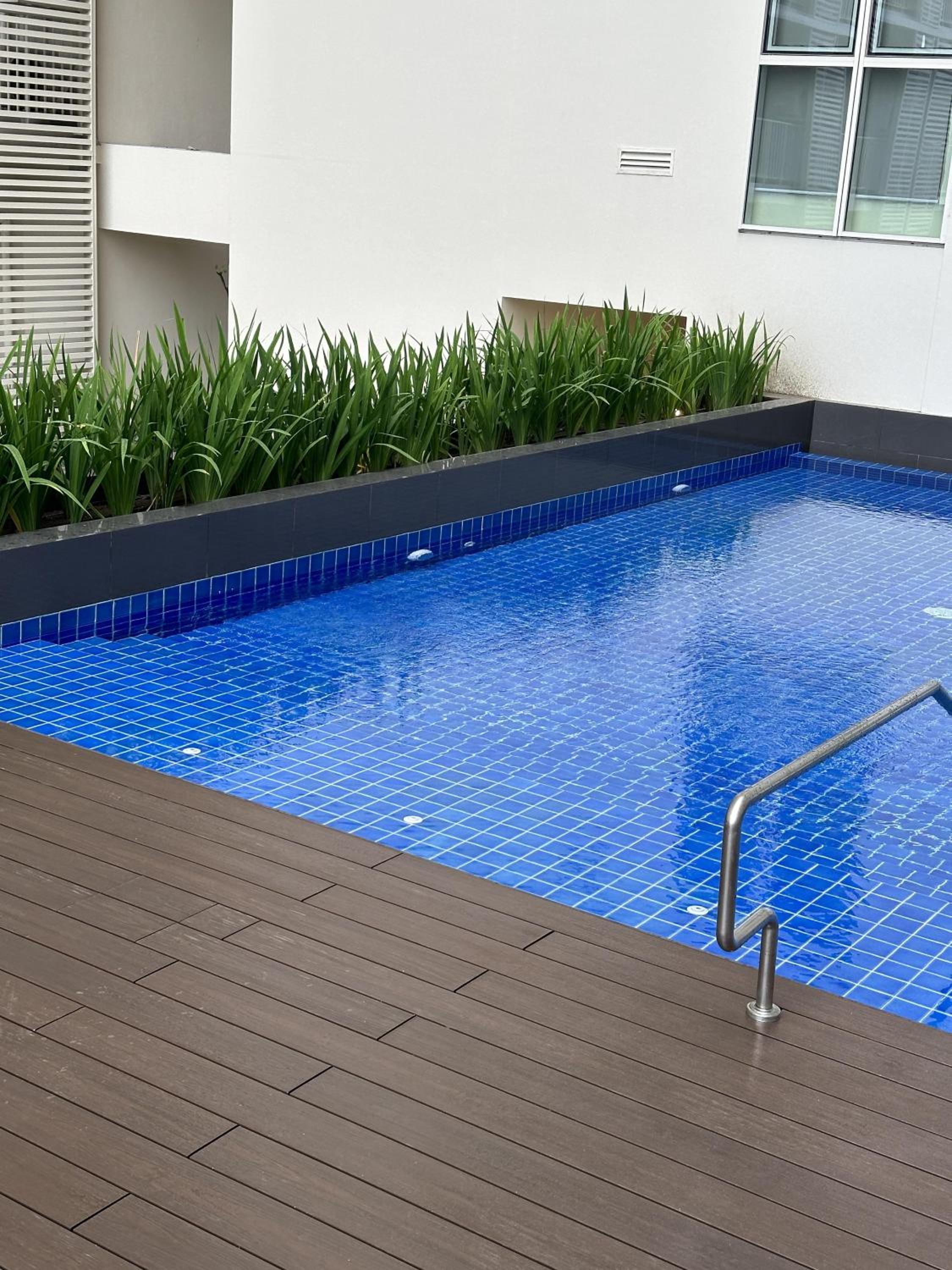 Taguig Grand Suite - Cozy Modern Apartment view 3