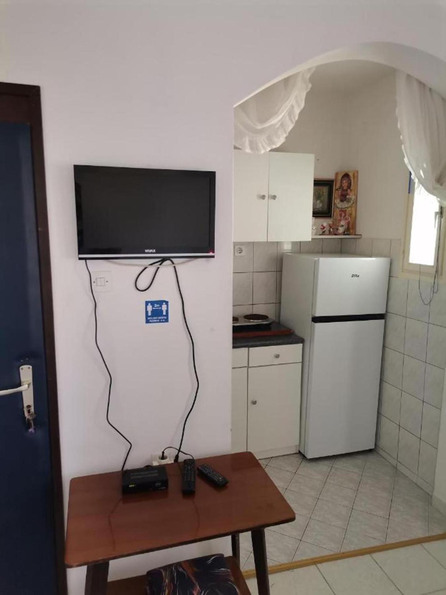 studio apartment with sea view view 4
