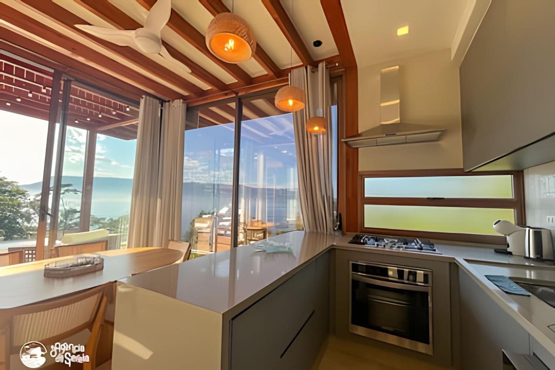 Casa com vista-mar e temporada baleias em Ilhabela