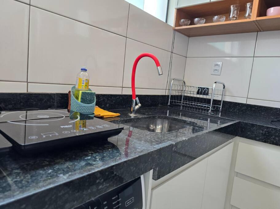 Apt lindo portaria 24h no centro Cond Castanheiras
