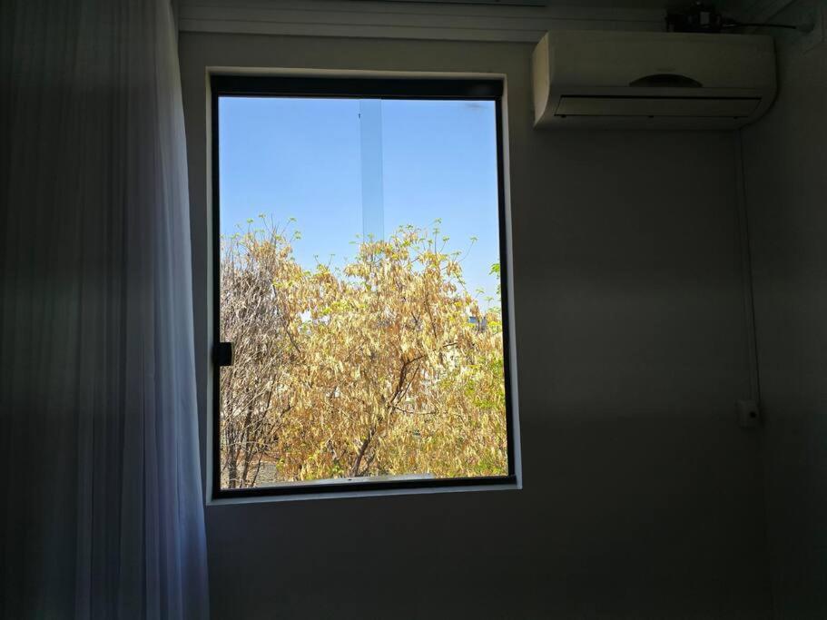 Apt lindo portaria 24h no centro Cond Castanheiras