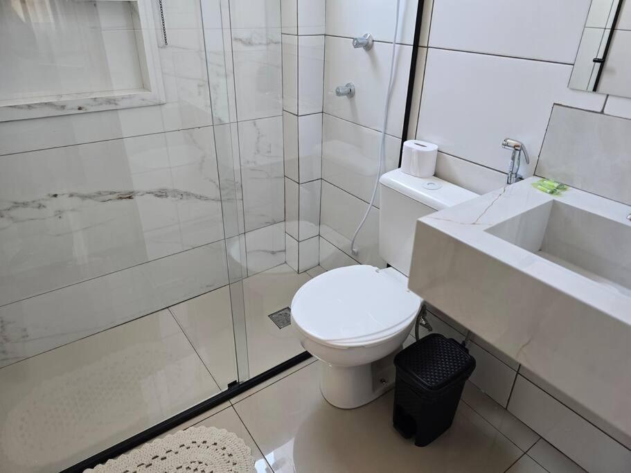 Apt lindo portaria 24h no centro Cond Castanheiras