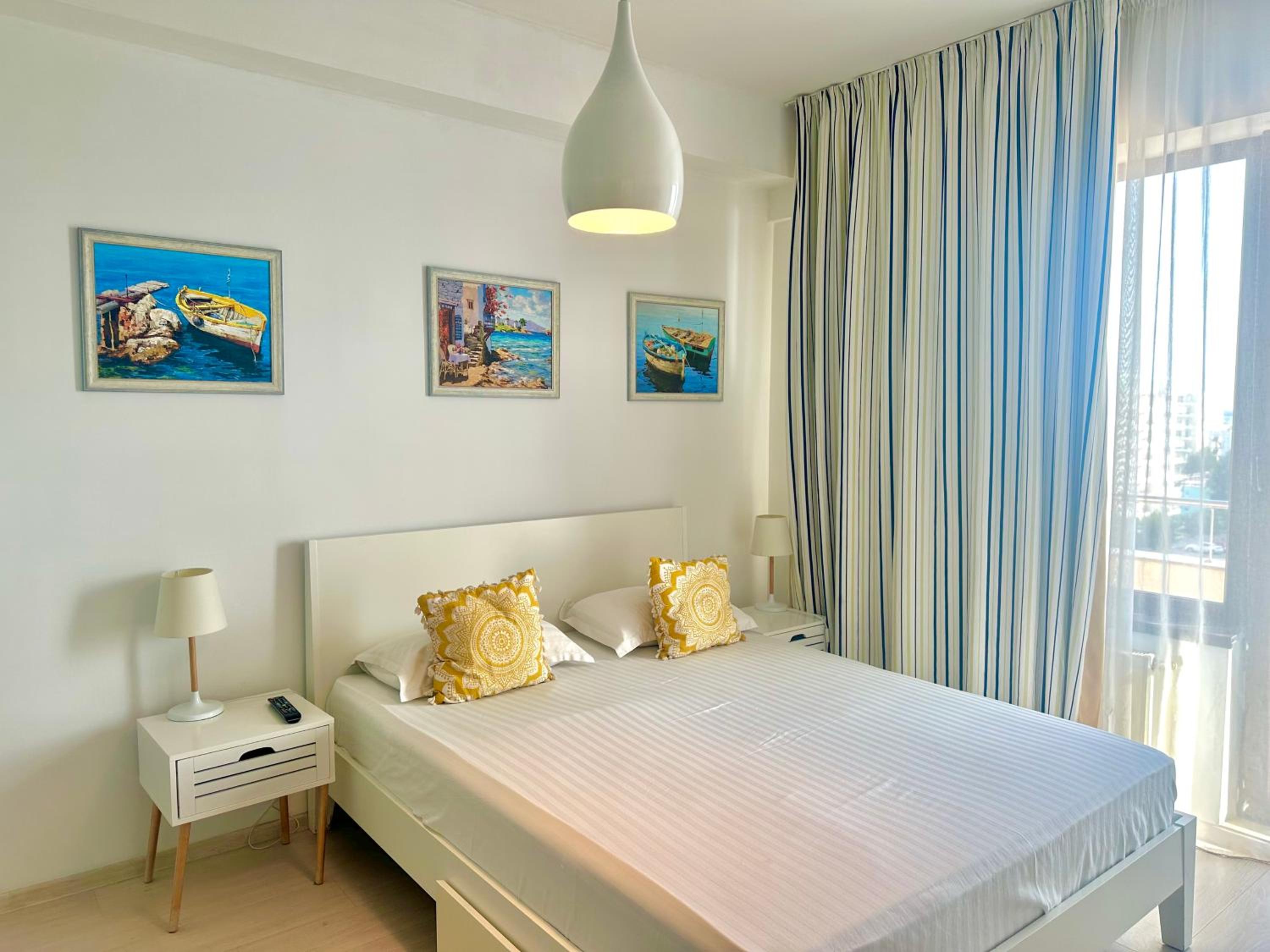 Blue Marine Summerland Apartments view 5