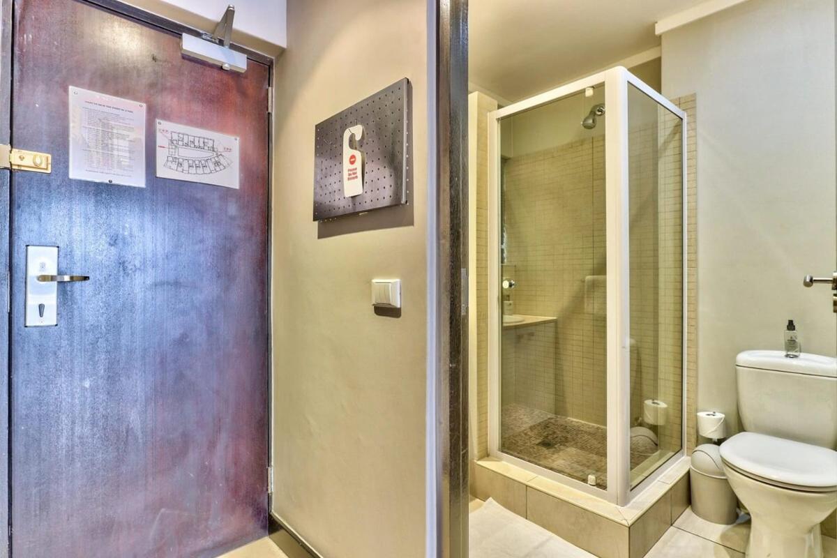 City Apartment, close to V&A - Views, WIFI+Parking view 4