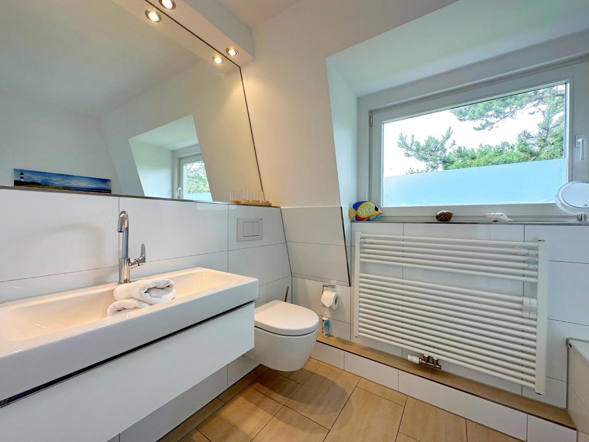 Endreihenhaus in Keitum mit Badewanne und Grossem Garten