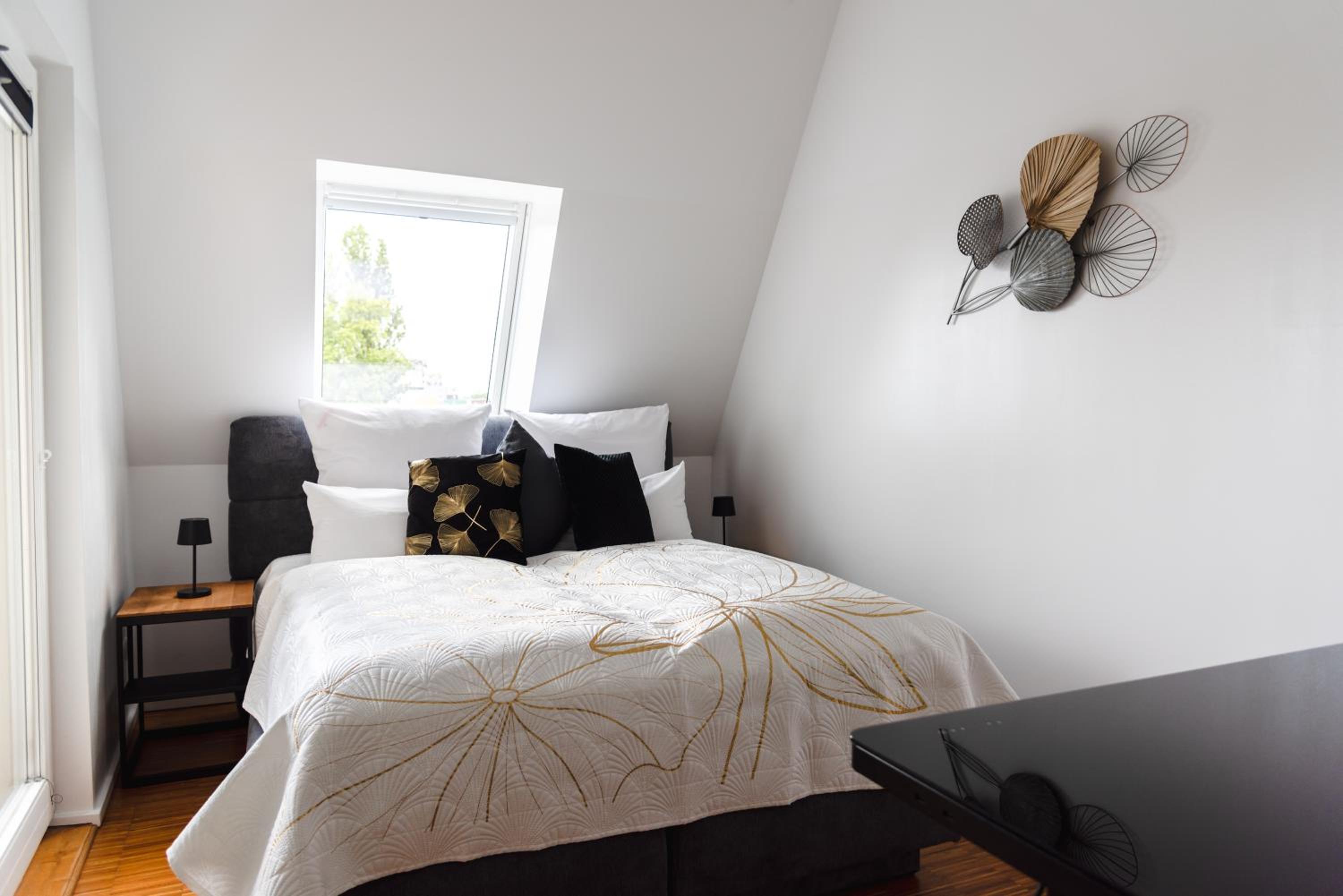 Hybrid Work-Play Retreat - 2BR, 1B central Kreuzberg