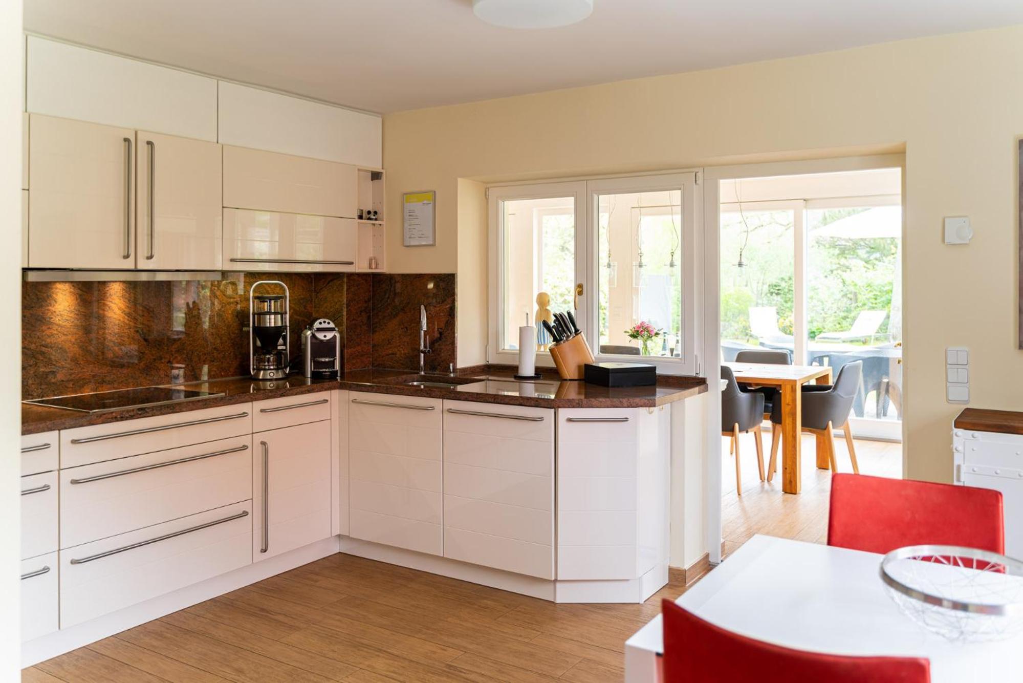 Ferienwohnung Haus Strandeiche 02