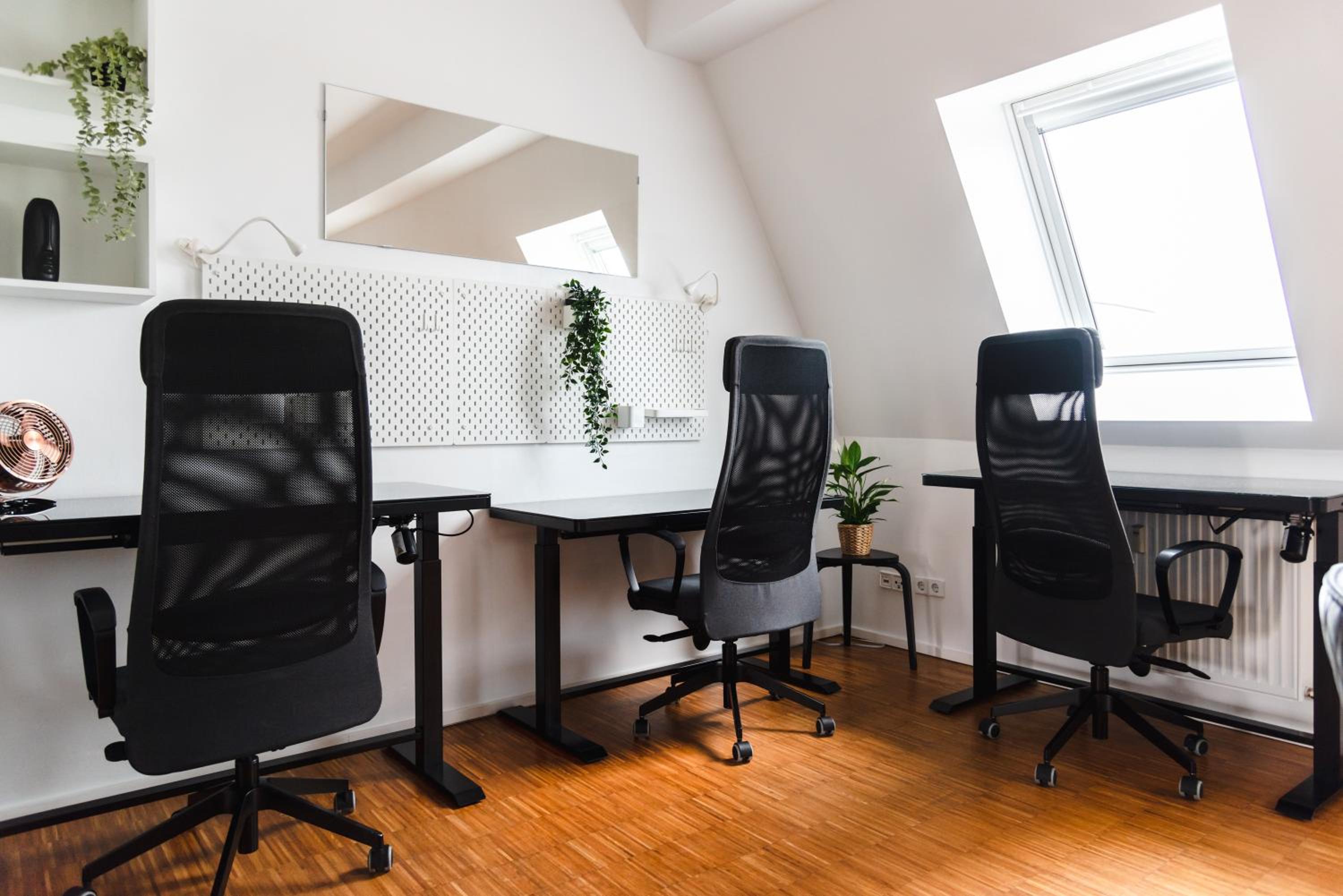 Hybrid Work-Play Retreat - 2BR, 1B central Kreuzberg