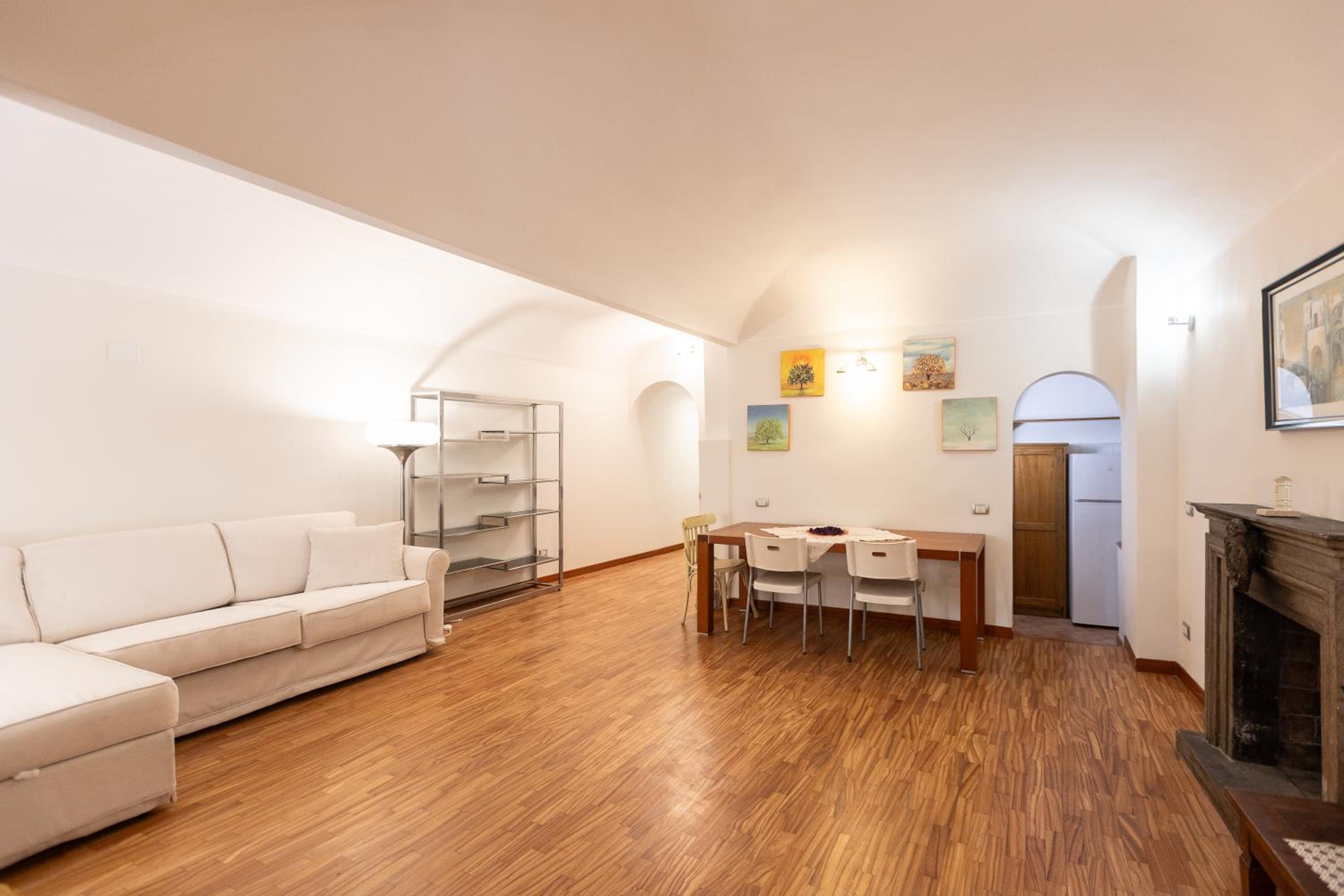 Palazzo De Mochis by Rental in Rome