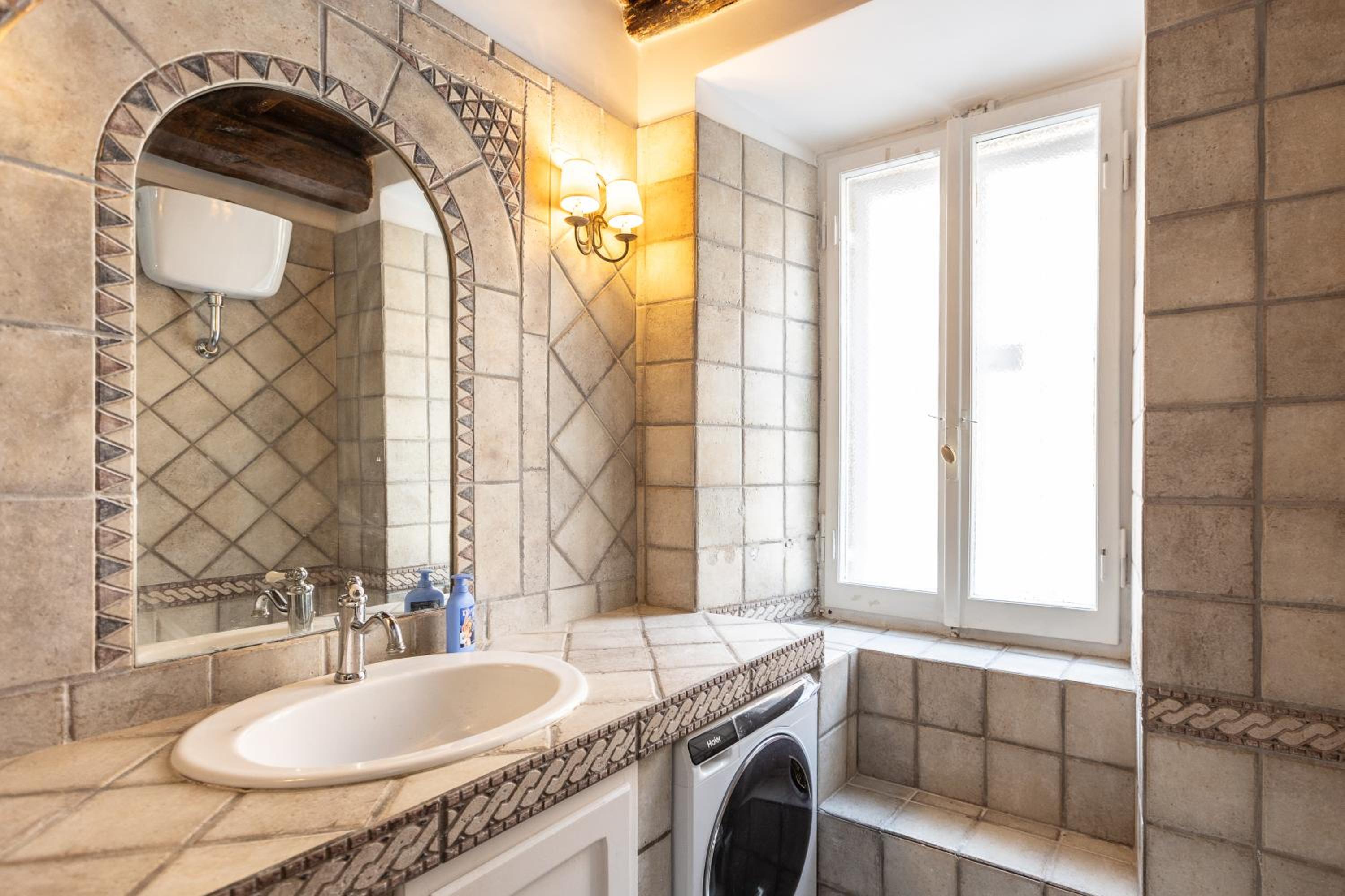 Palazzo De Mochis by Rental in Rome