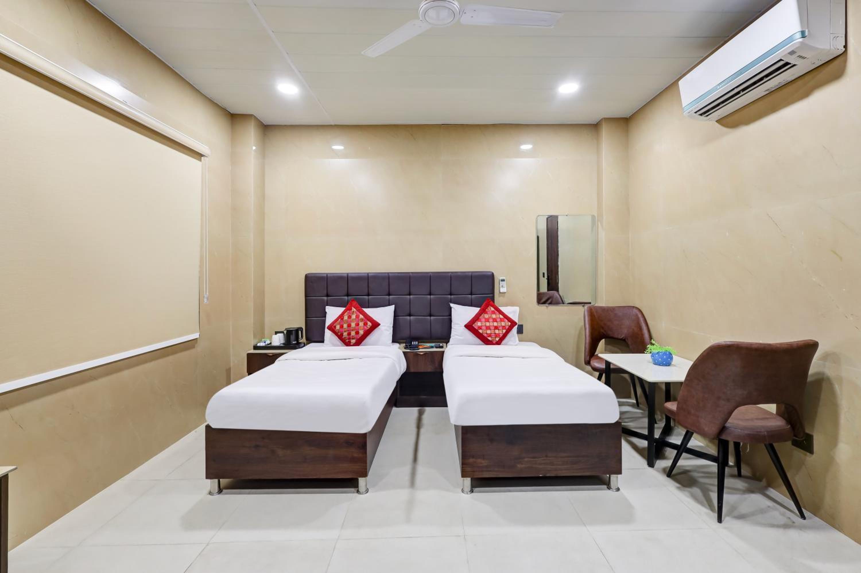 Hotel Singh Palace