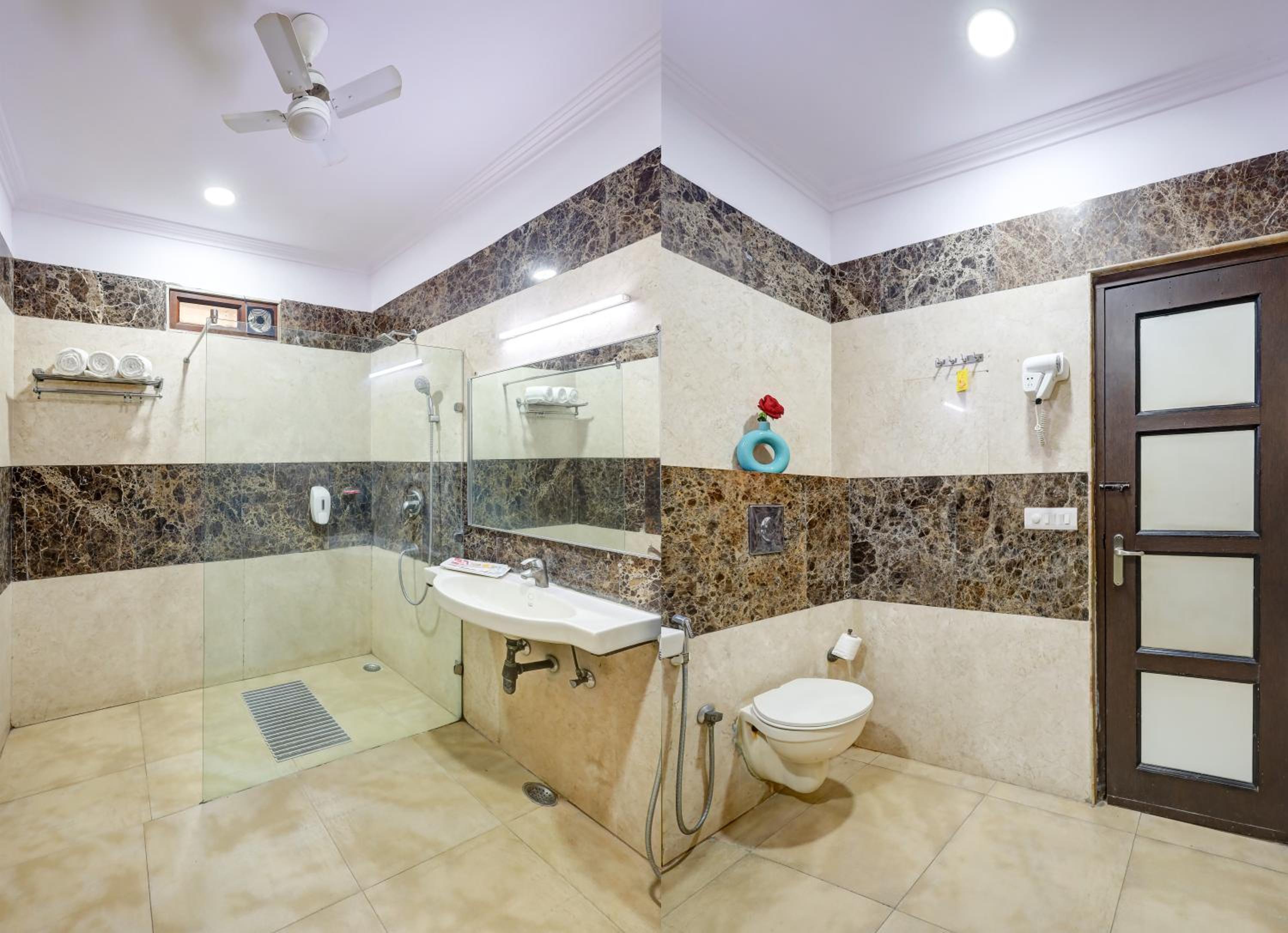 Hotel Singh Palace