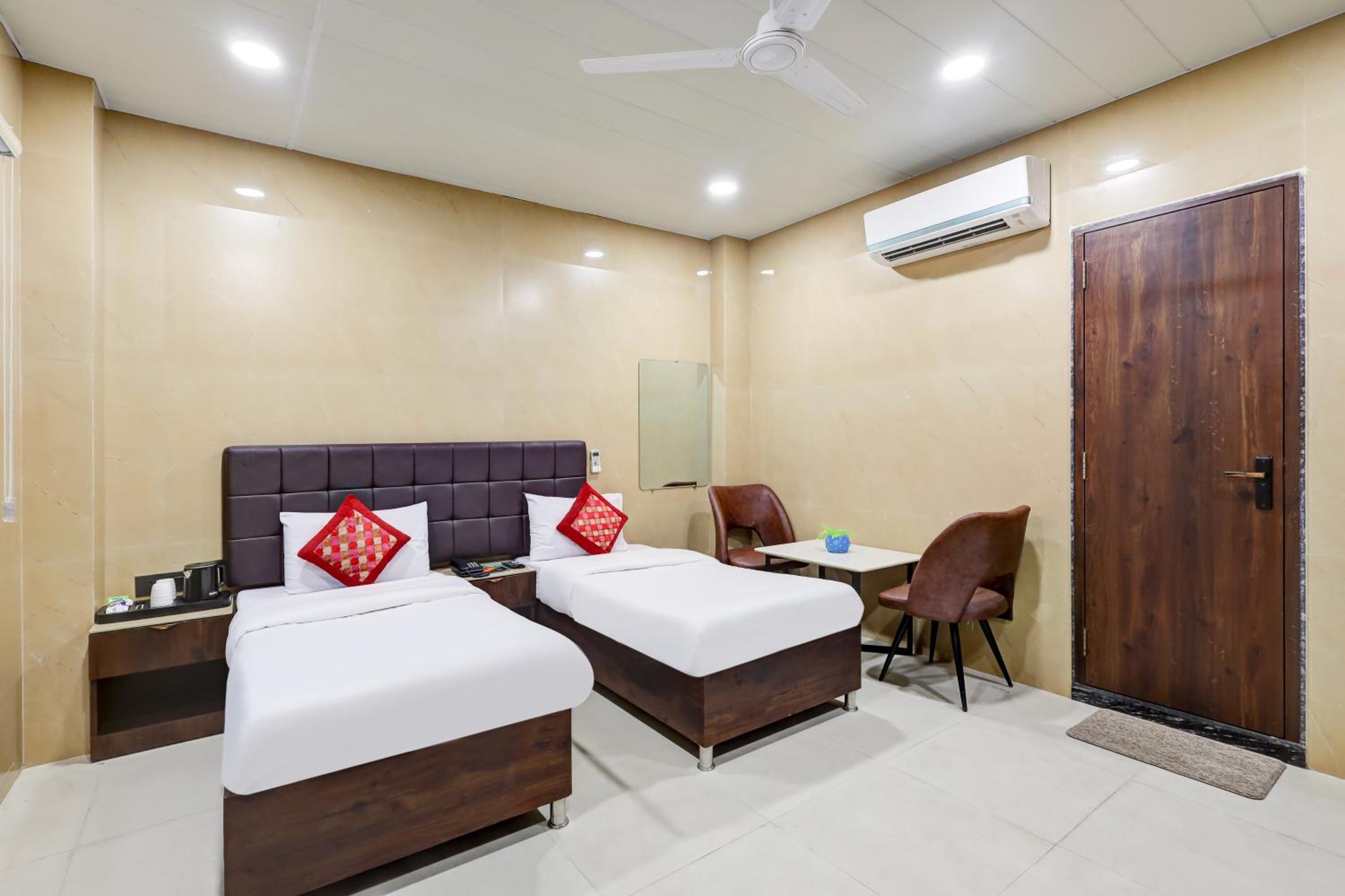 Hotel Singh Palace