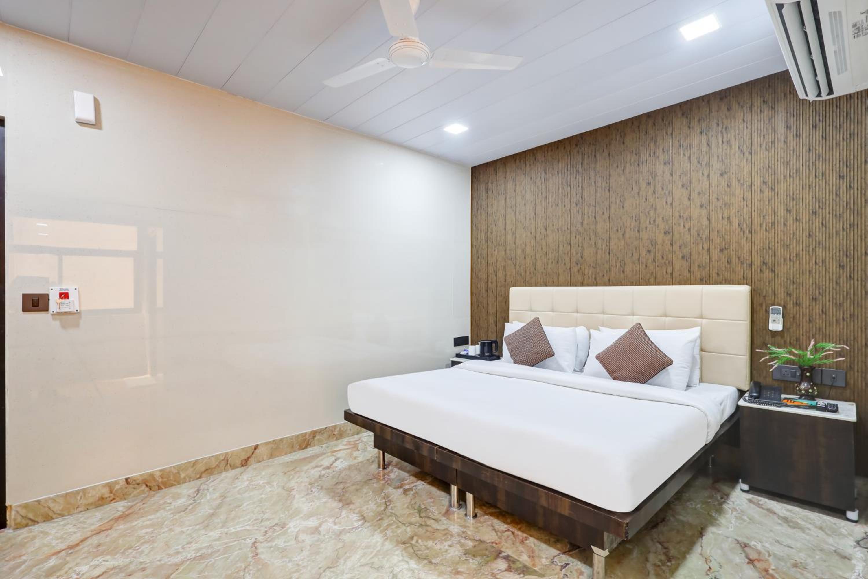 Hotel Singh Palace