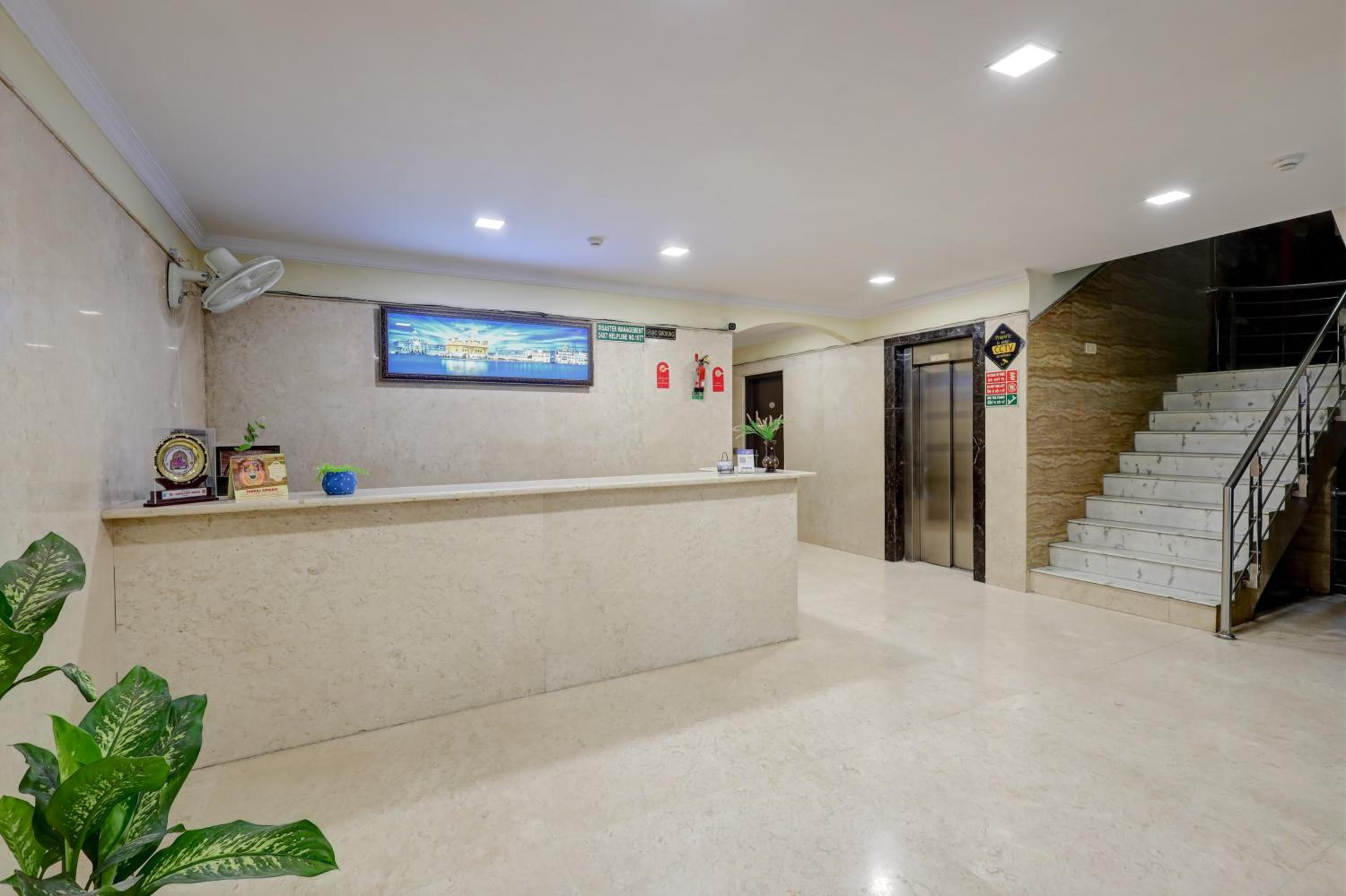 Hotel Singh Palace