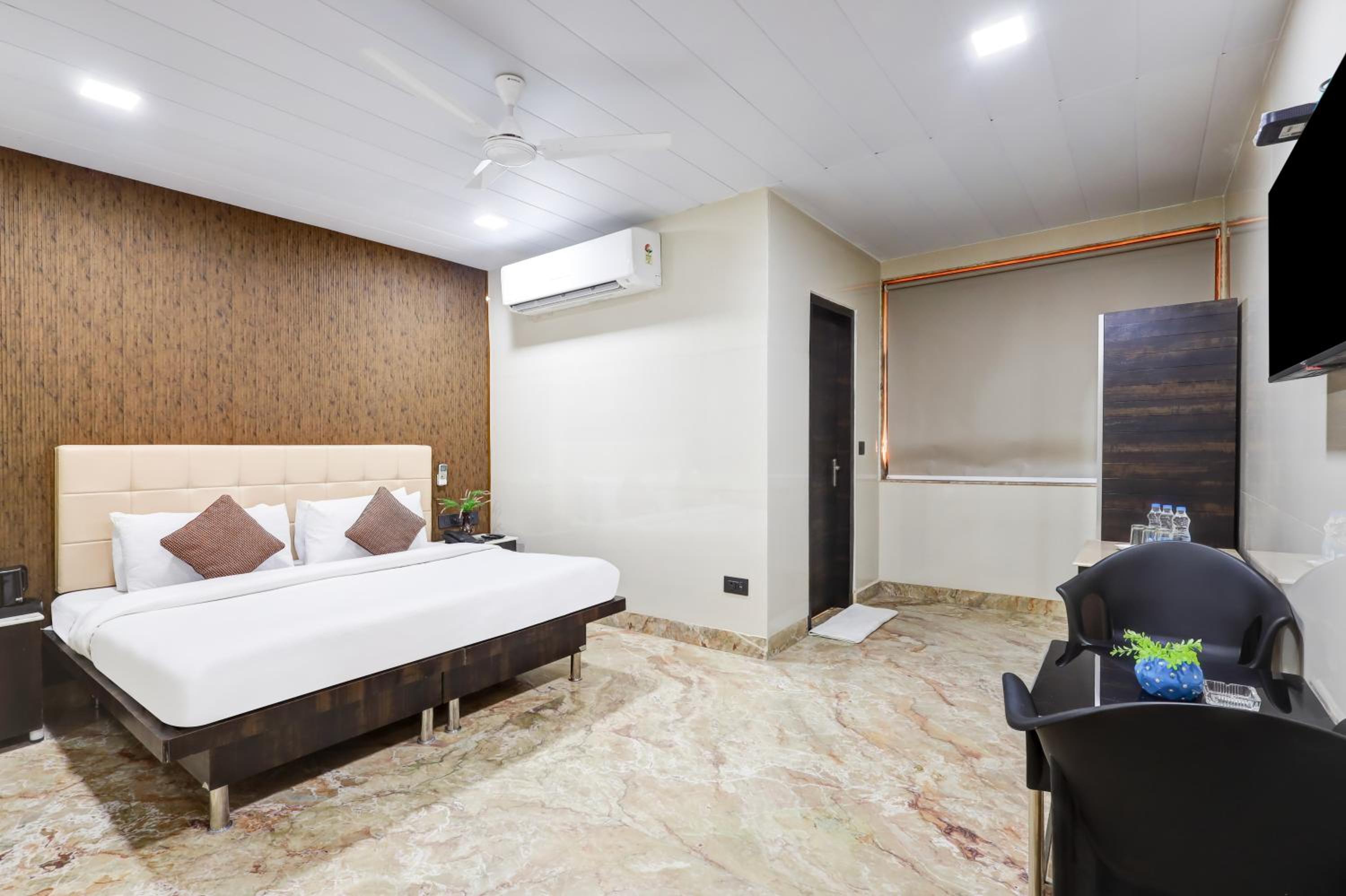 Hotel Singh Palace