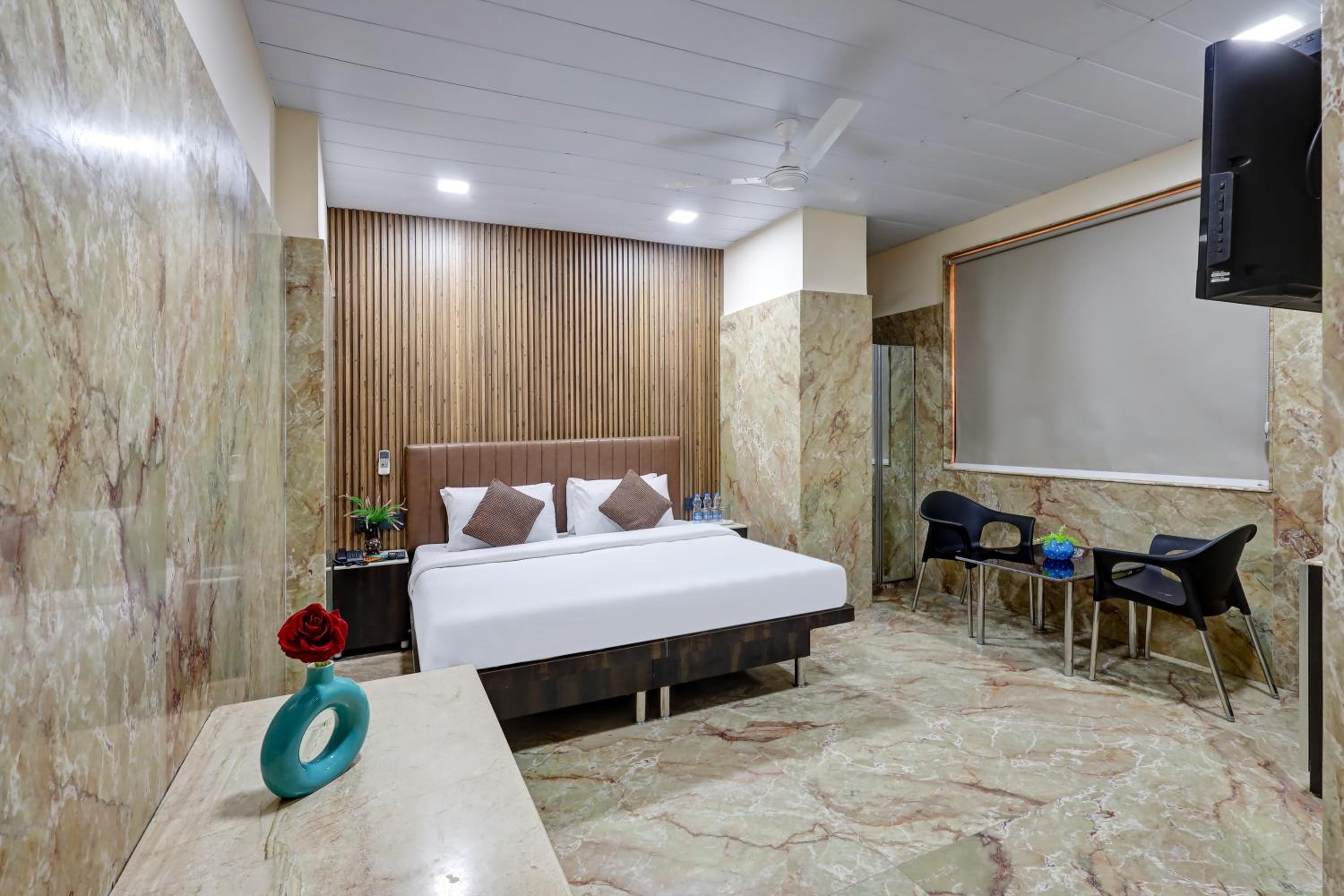 Hotel Singh Palace