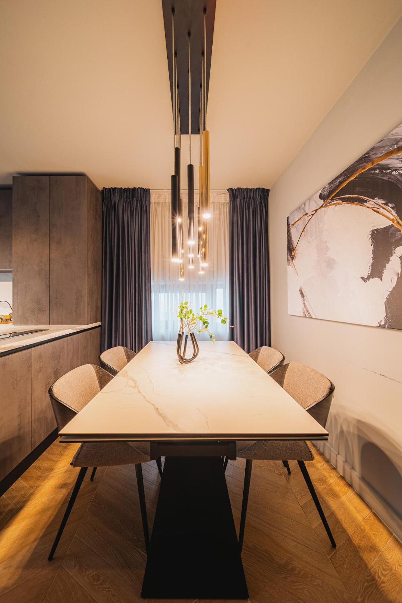 Hotel Shades of Cluj Napoca - Image 1