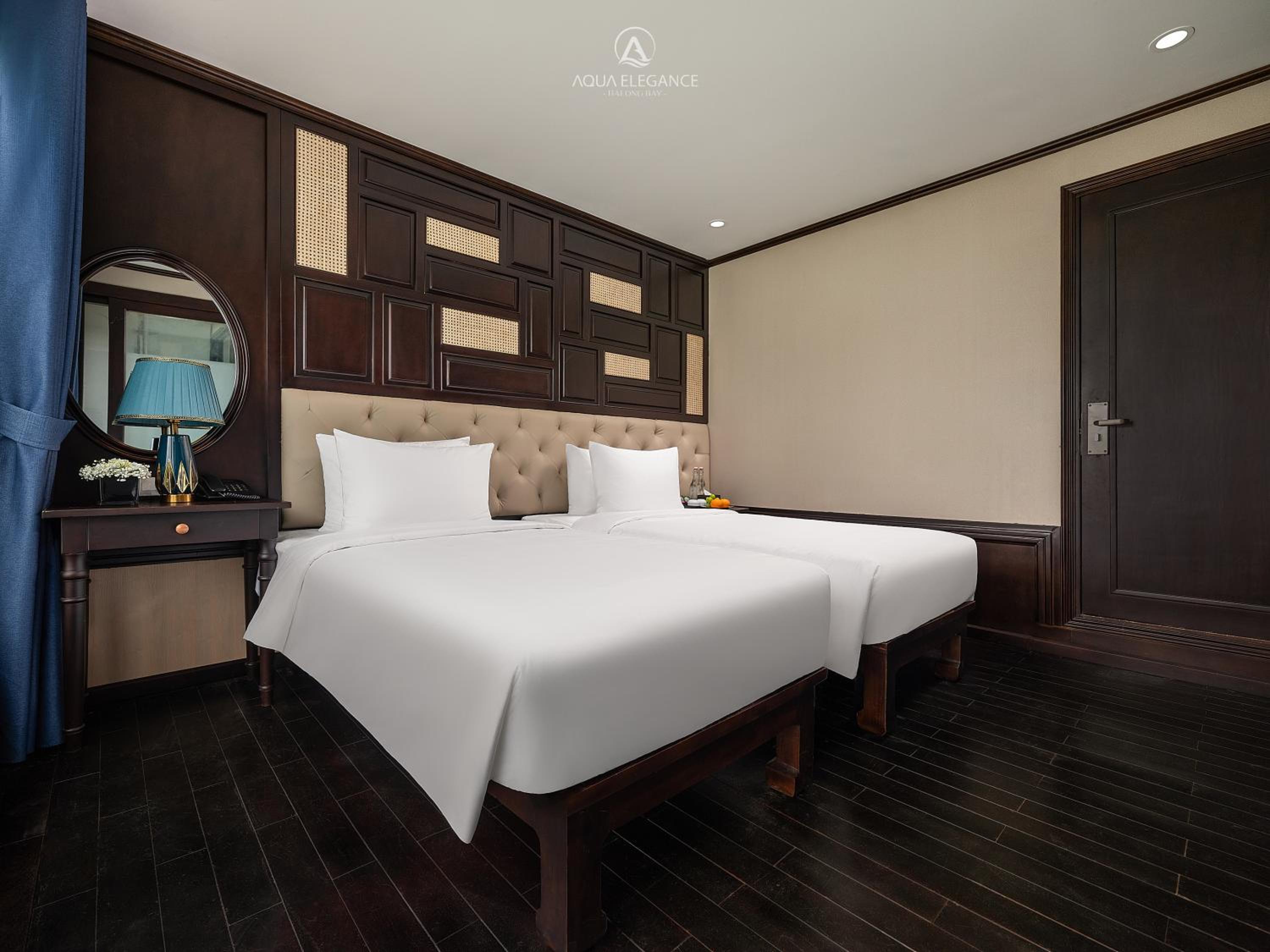 Aqua Elegance Cruise - Halong Bay by AHG