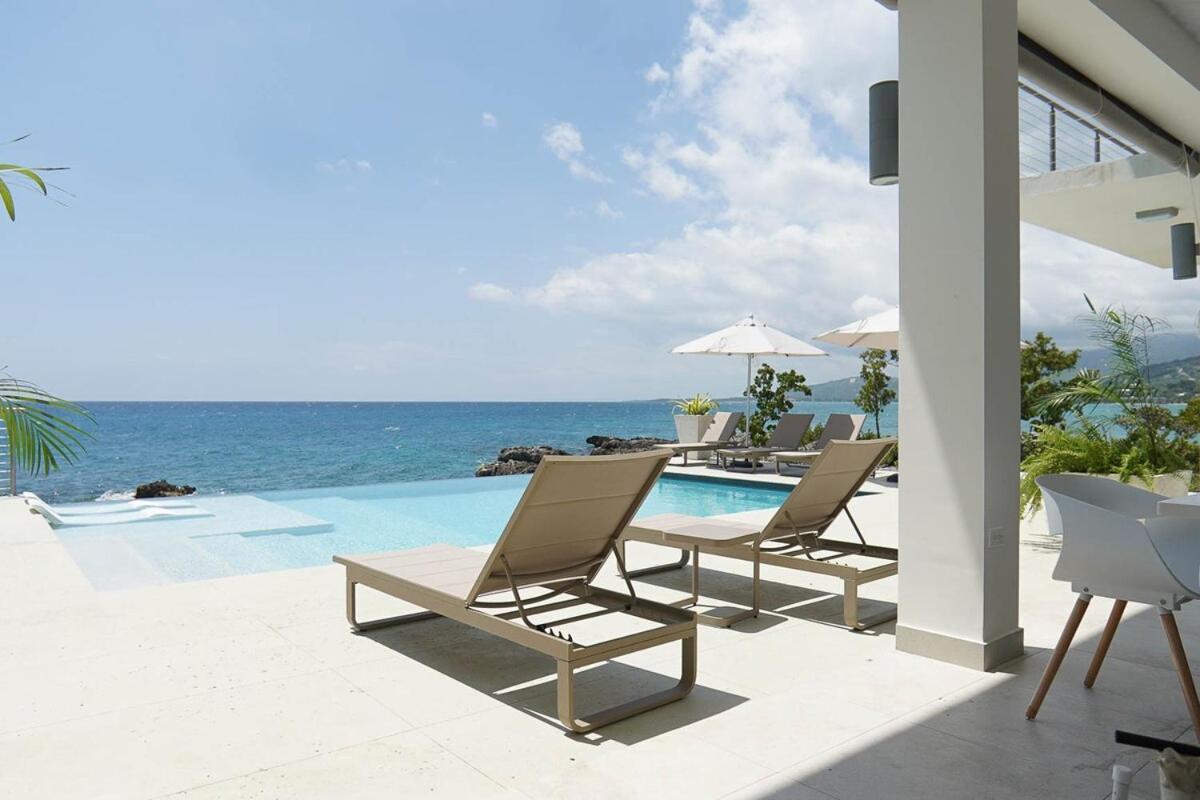 Santosha Whitehouse JM - 10 Bedroom Villa w Private Beach view 3