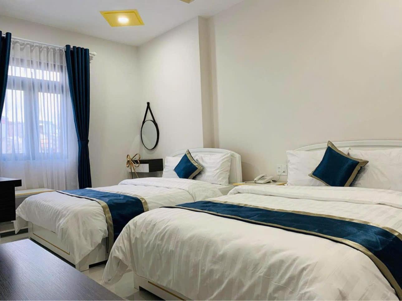 Khách Sạn DaLatView - Cách Chợ Đà Lạt Chỉ 20mét view 5