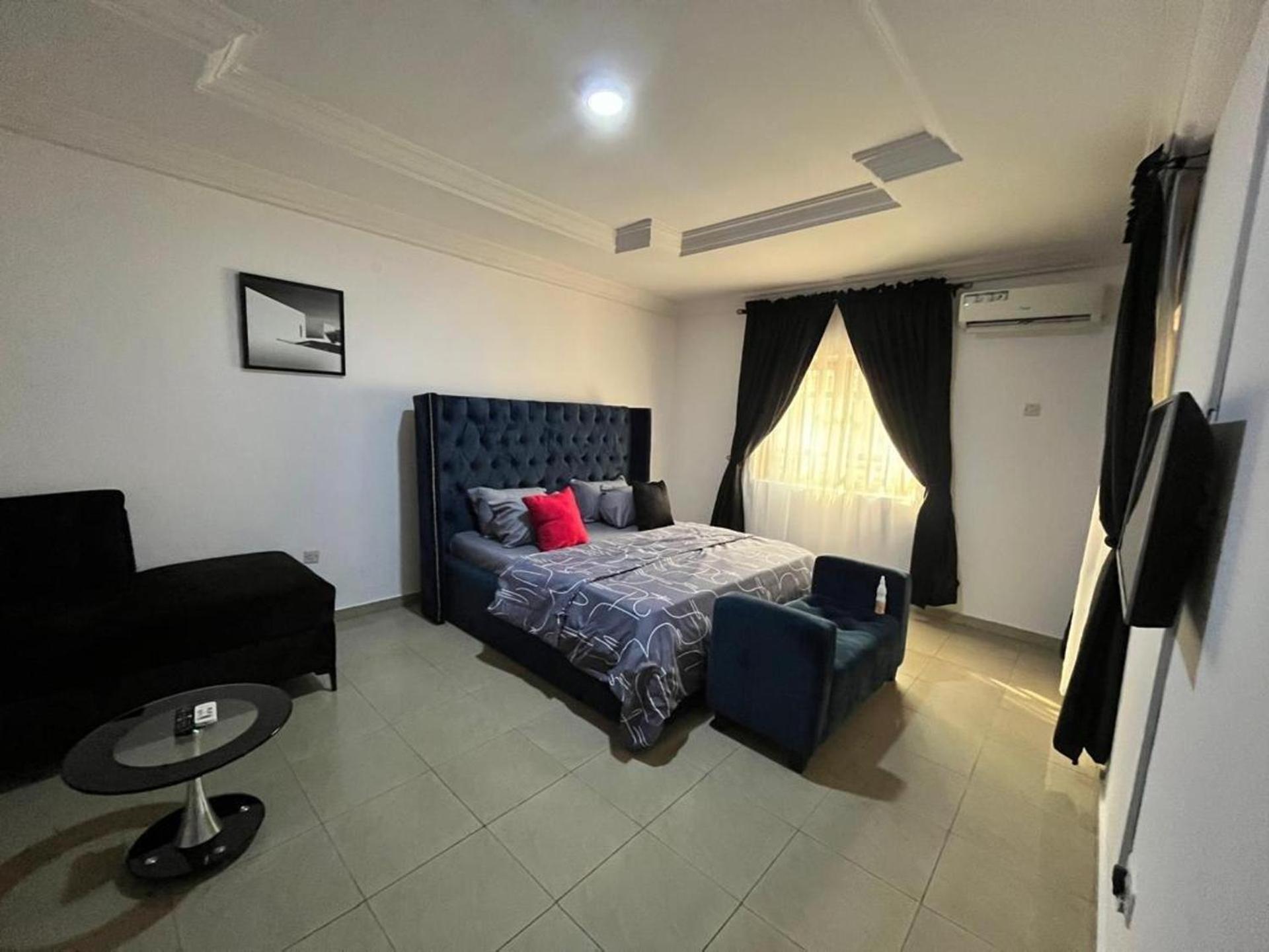 Luxe Lagos Retreat with 3 Bedrooms view 3