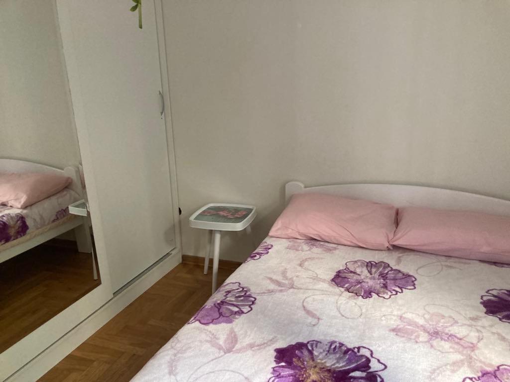 Photo 53