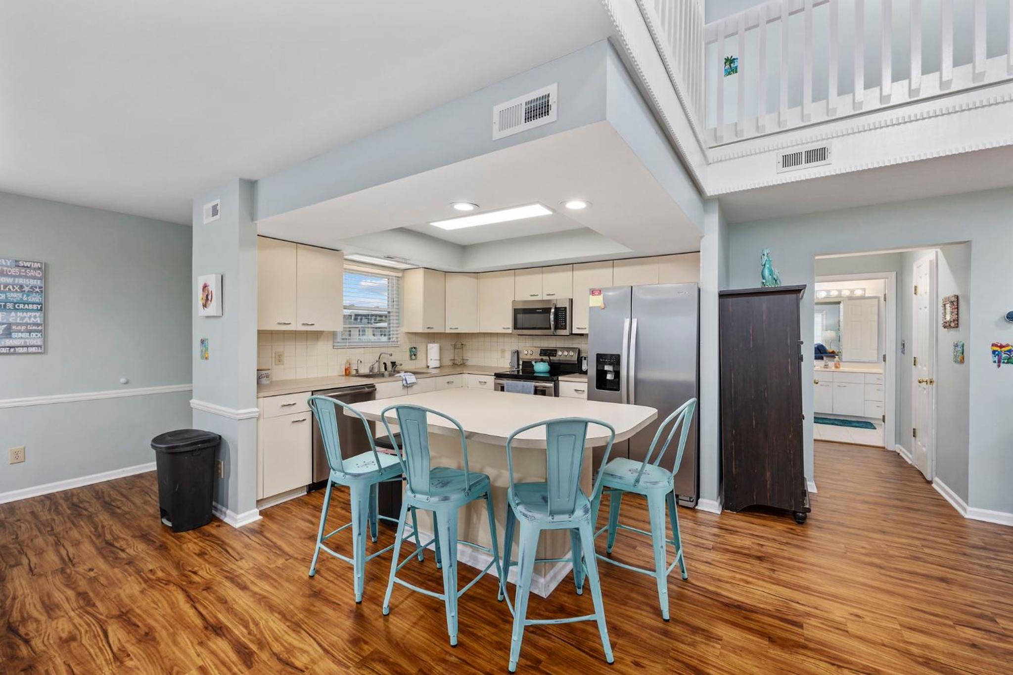 4 BR Waterview Home- Pool- Gameroom- Sleeps 11 view 4