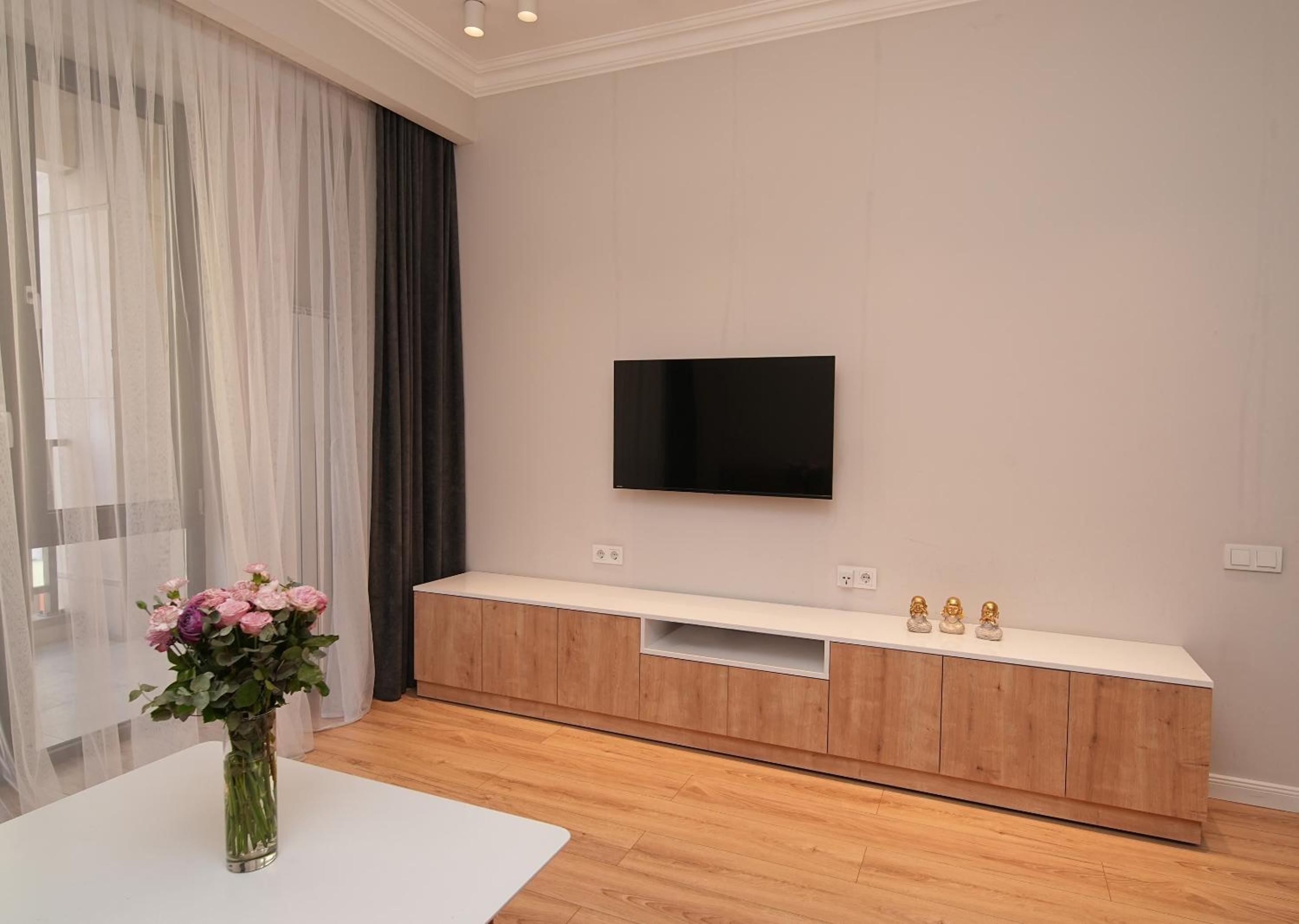 Modern apartments in the heart of Yerevan by Sweet Home
