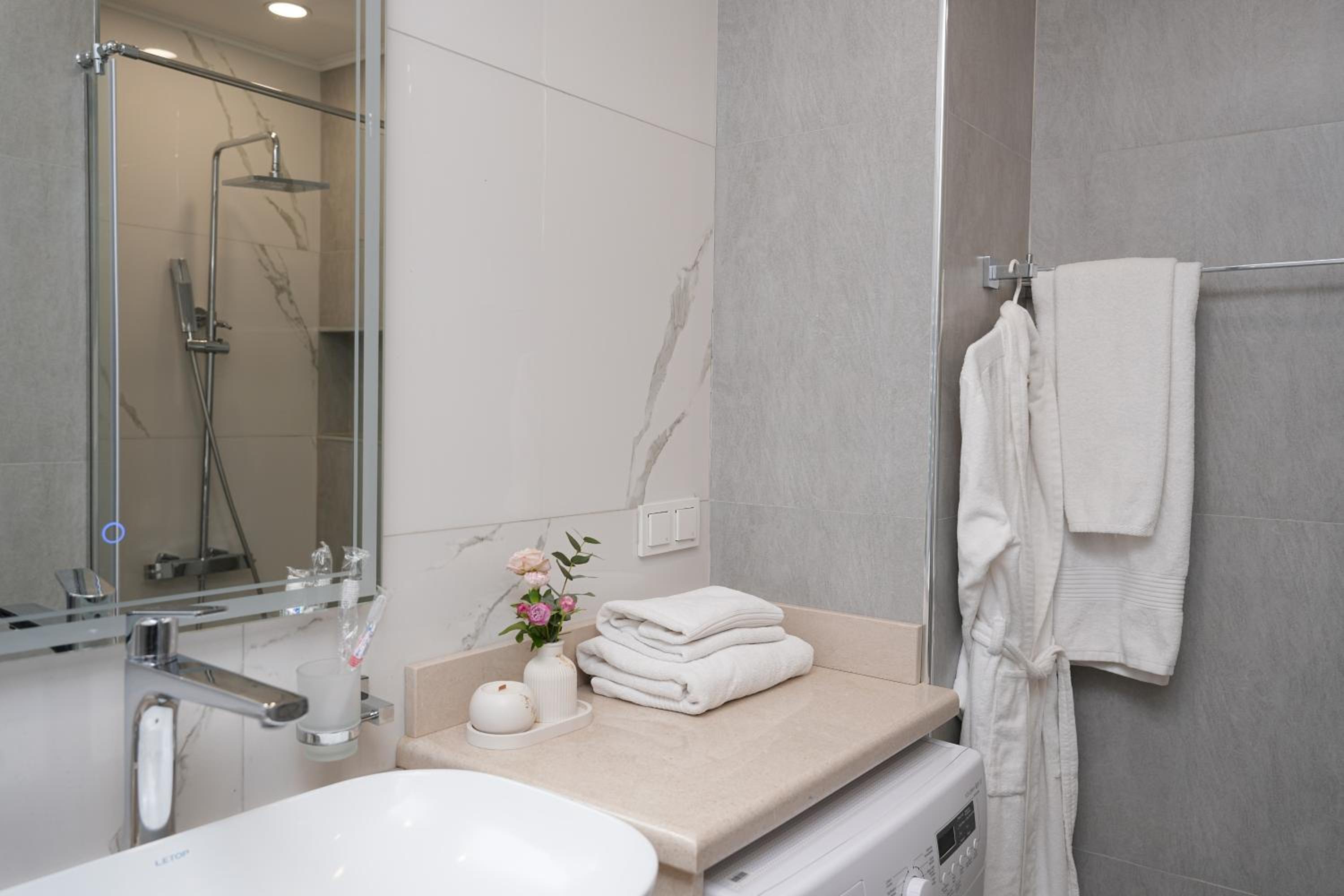 Modern apartments in the heart of Yerevan by Sweet Home