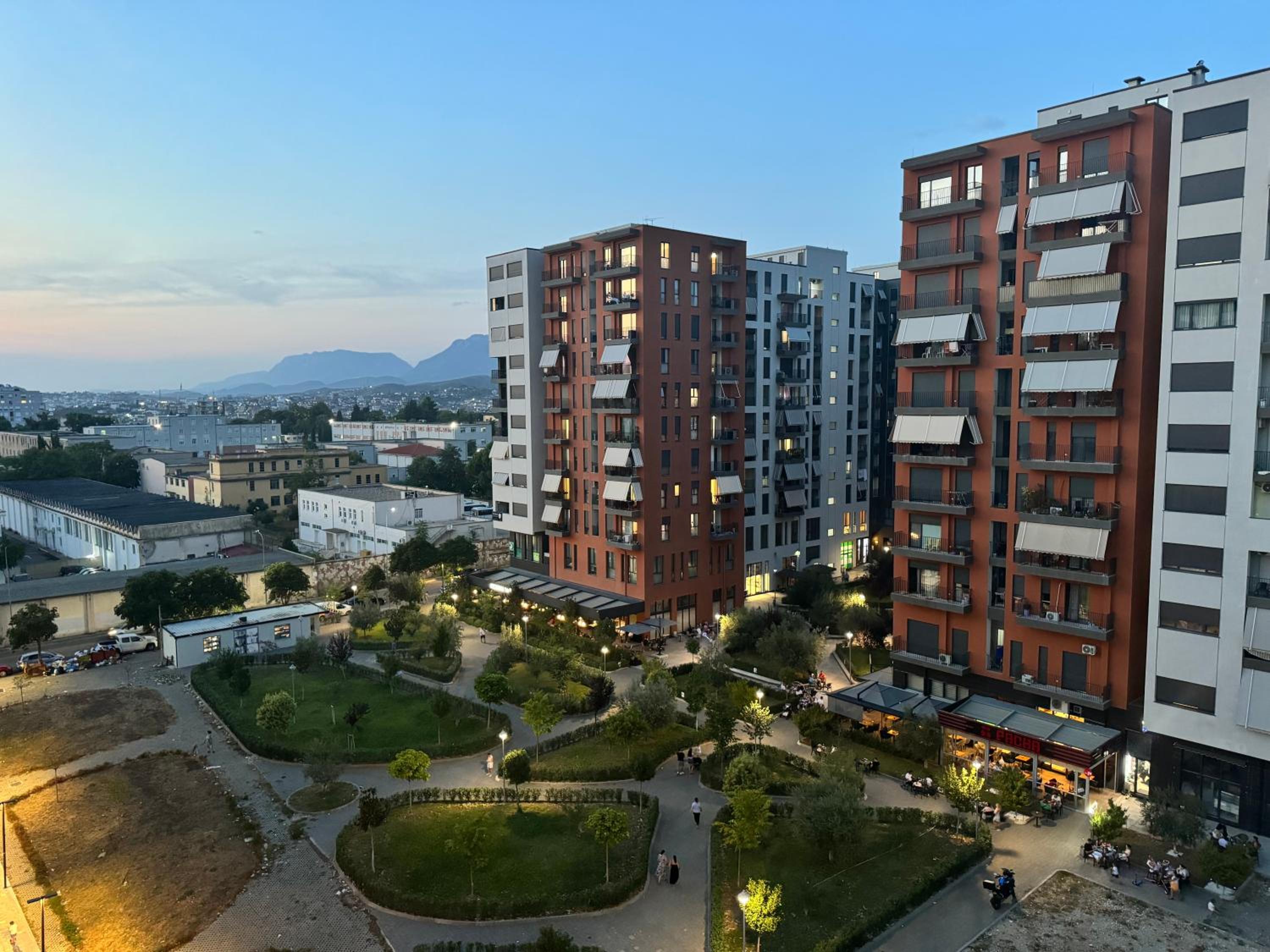 Eri Apartament