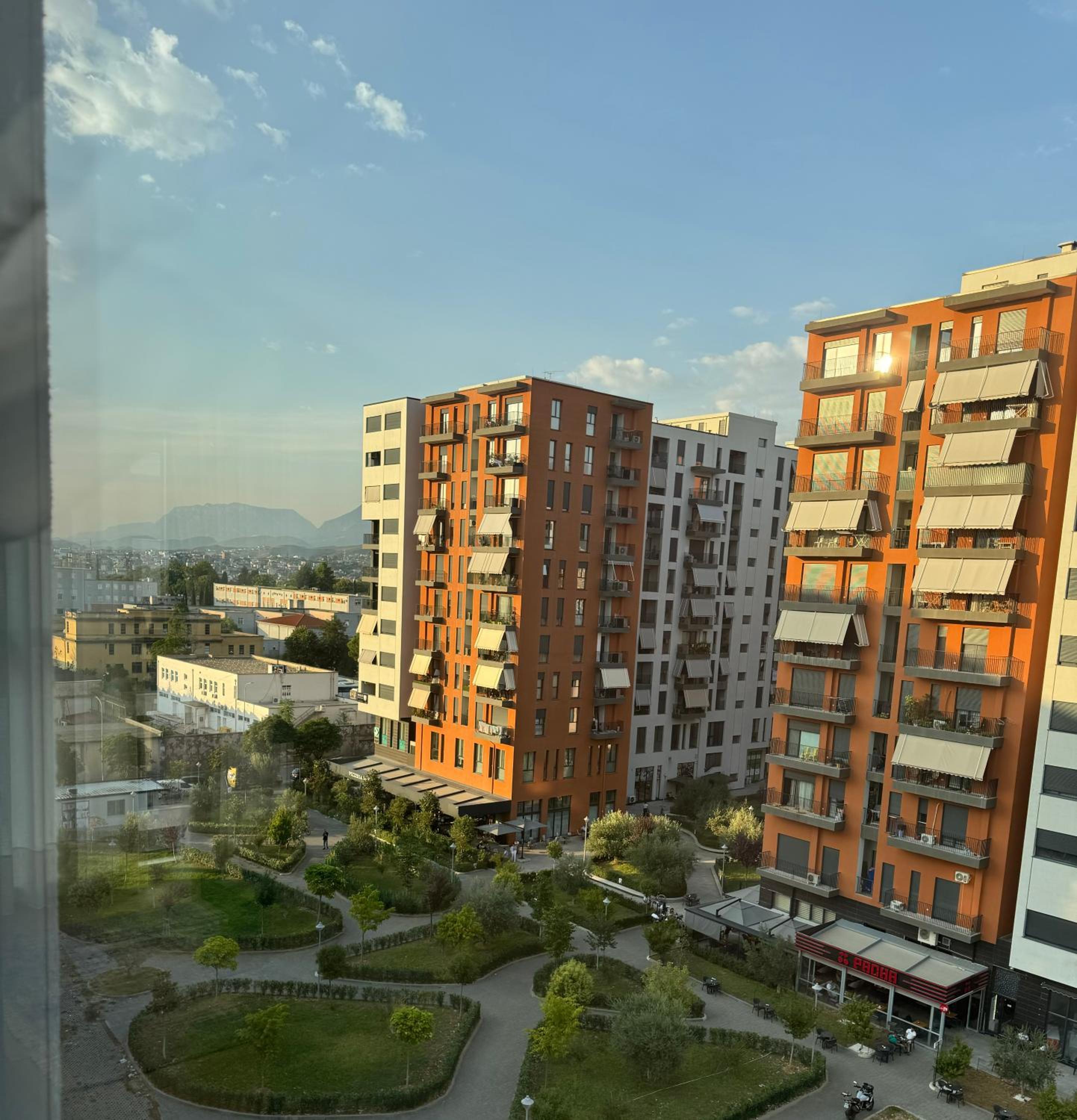 Eri Apartament