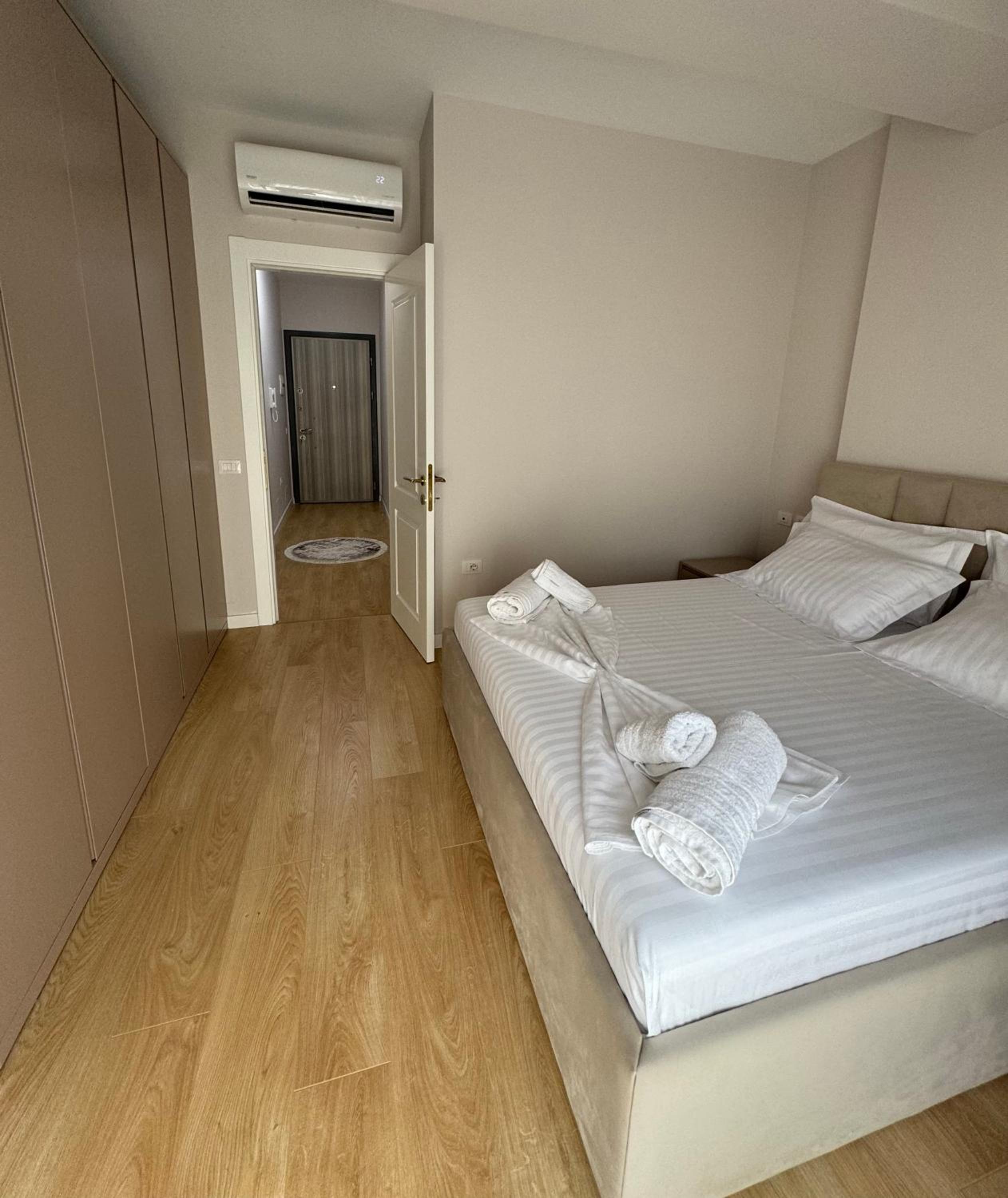 Eri Apartament