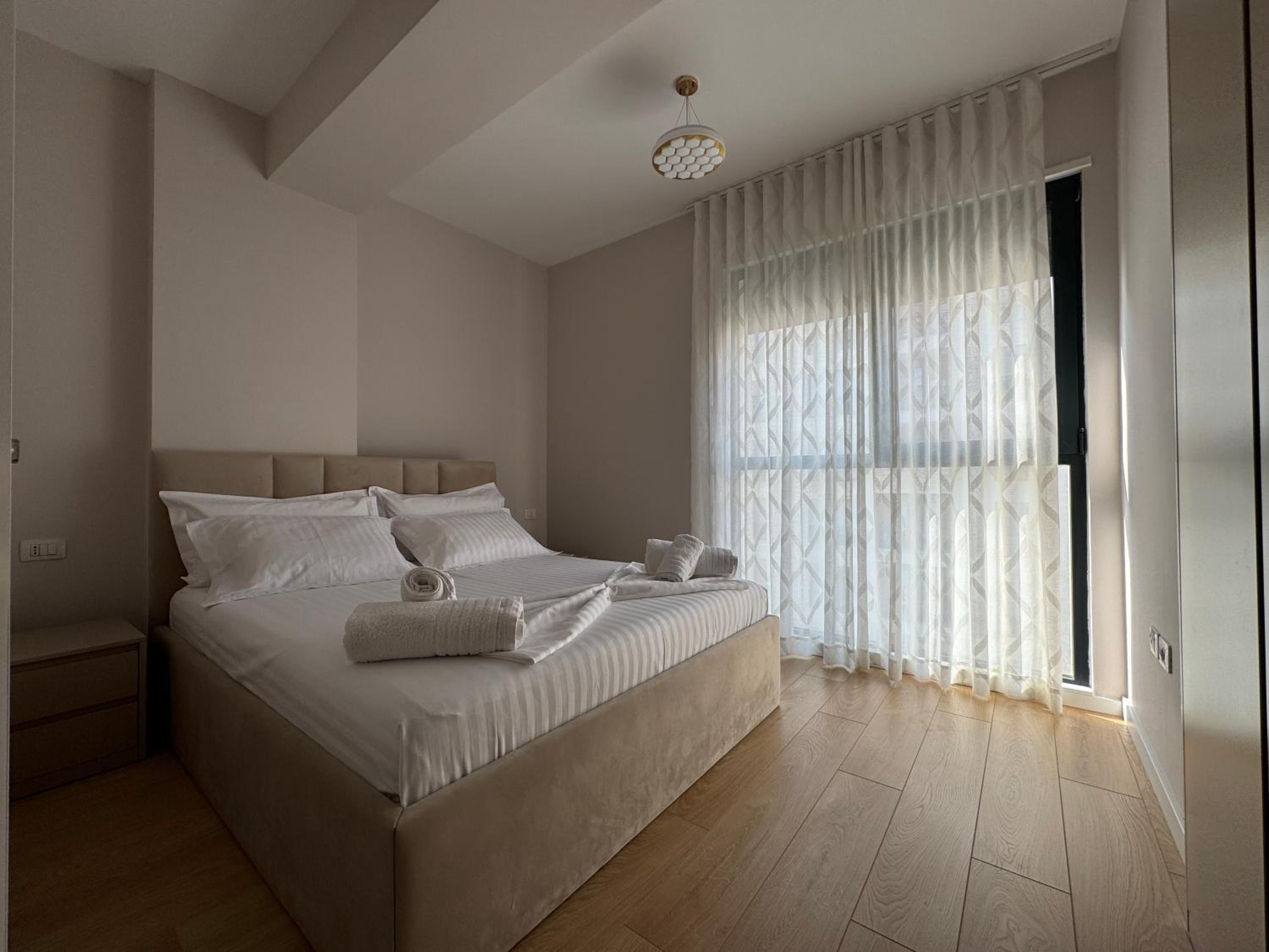 Eri Apartament