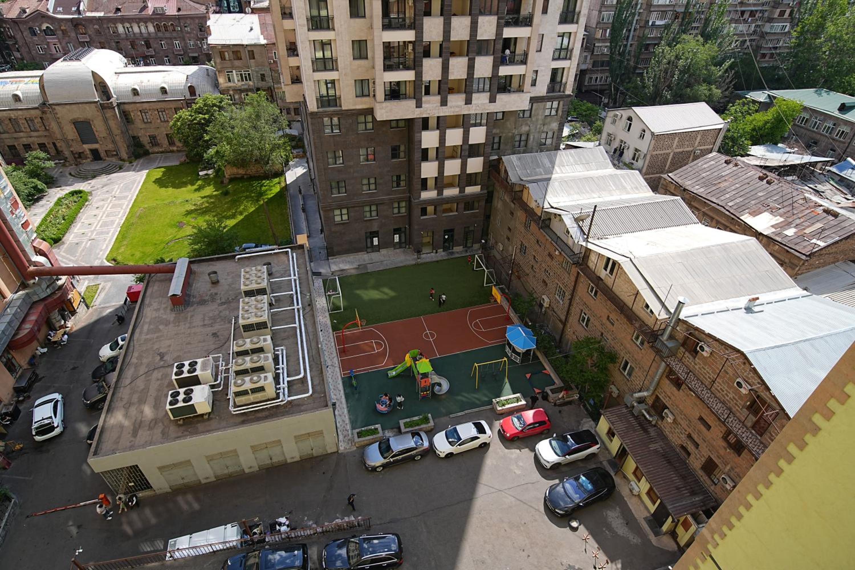 Modern apartments in the heart of Yerevan by Sweet Home