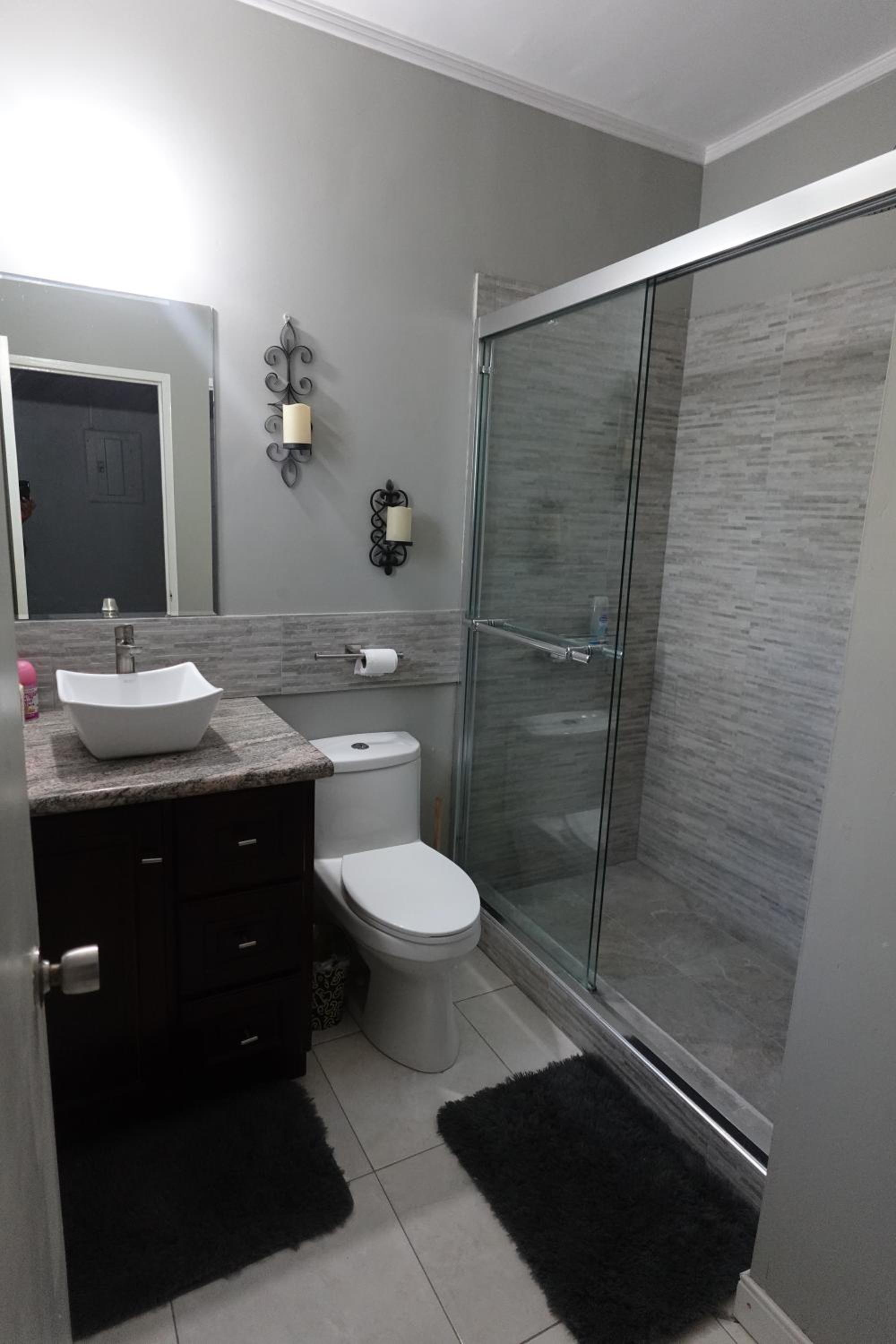 Cool & Cozy Retreat in Jacar Homes view 3
